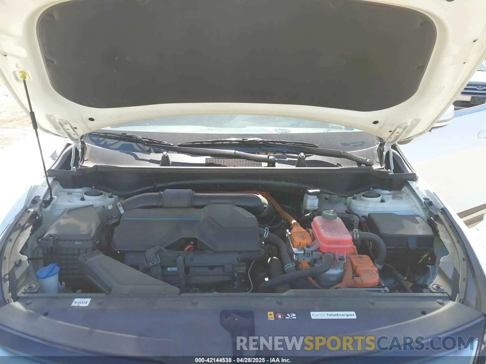 10 Photograph of a damaged car KNDPVCAG1P7072520 KIA SPORTAGE HYBRID 2023