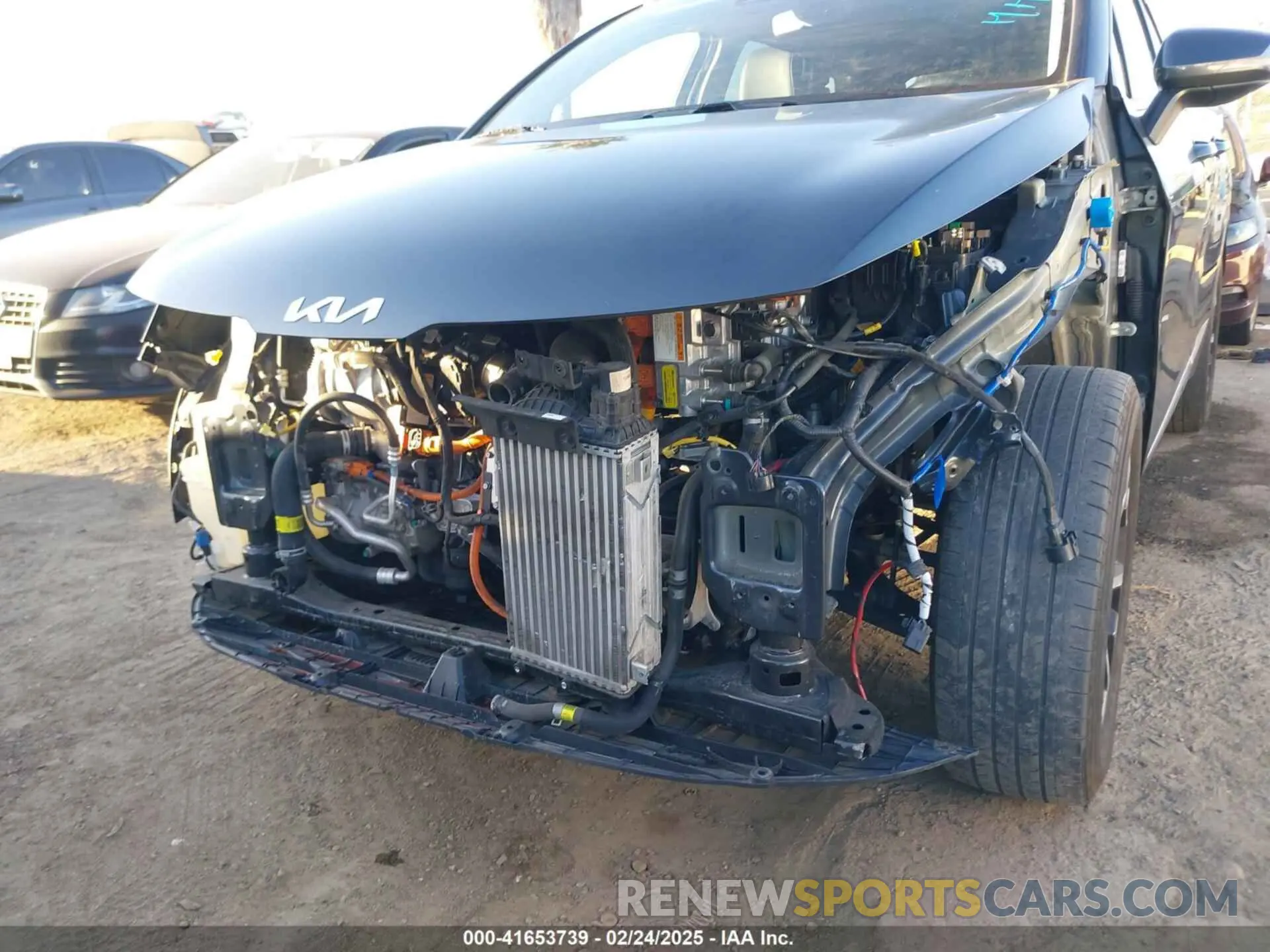 6 Photograph of a damaged car KNDPVCAG1P7085185 KIA SPORTAGE HYBRID 2023