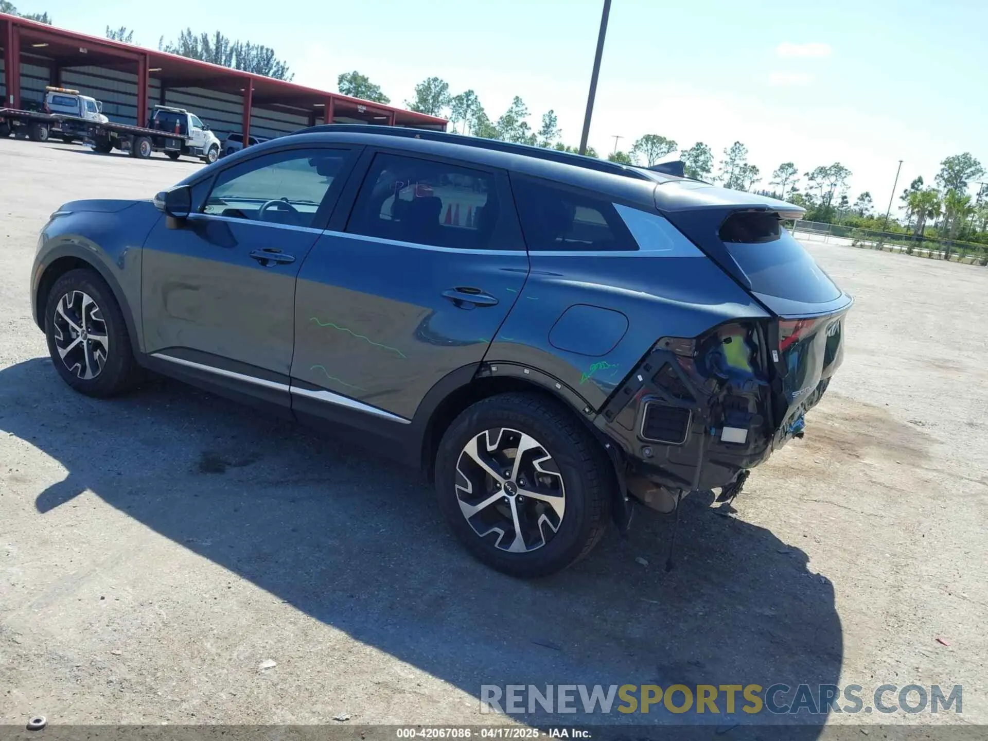 3 Photograph of a damaged car KNDPVCAG2P7012651 KIA SPORTAGE HYBRID 2023