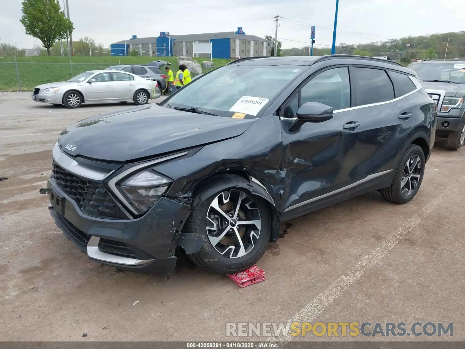 2 Photograph of a damaged car KNDPVCAG2P7046184 KIA SPORTAGE HYBRID 2023