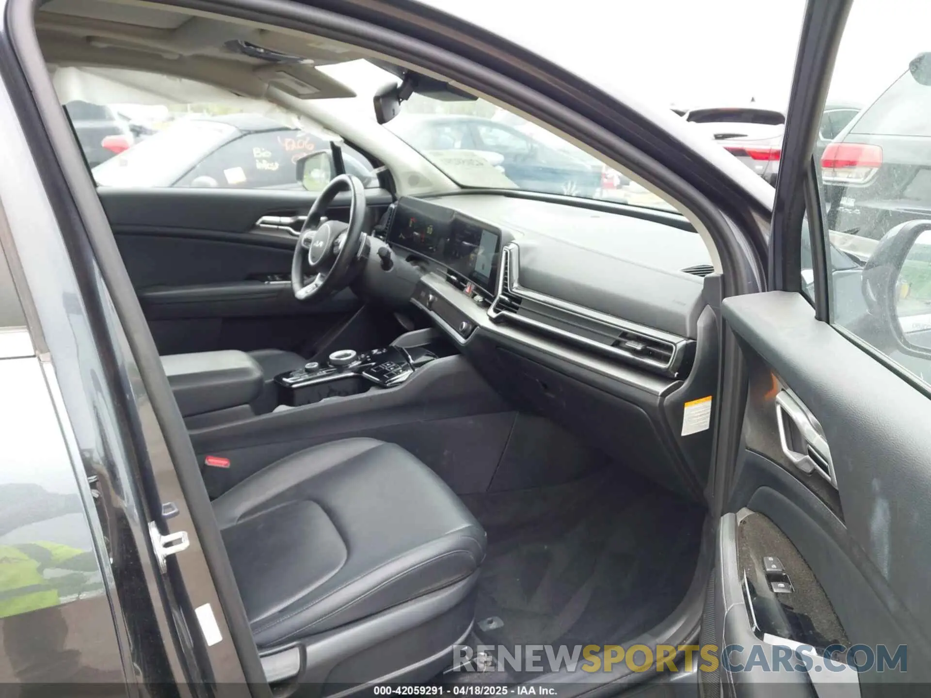 5 Photograph of a damaged car KNDPVCAG2P7046184 KIA SPORTAGE HYBRID 2023