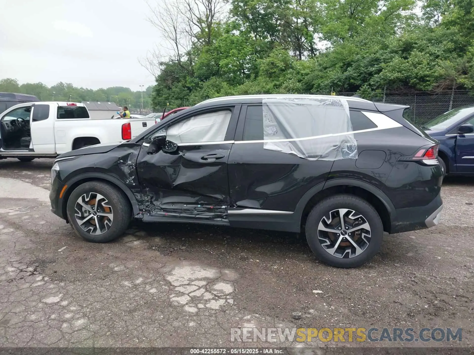 15 Photograph of a damaged car KNDPVCAG2P7110563 KIA SPORTAGE HYBRID 2023