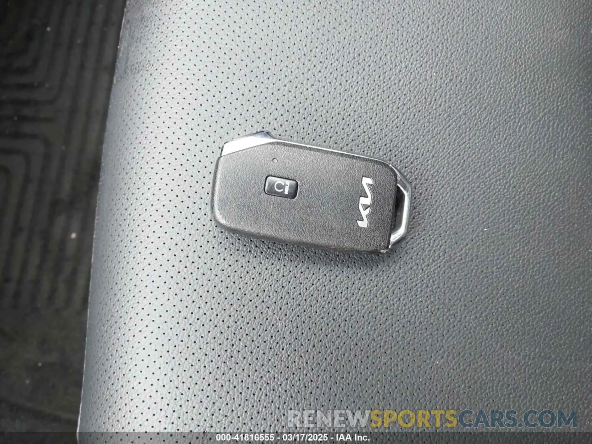 11 Photograph of a damaged car KNDPVCAG3P7057632 KIA SPORTAGE HYBRID 2023