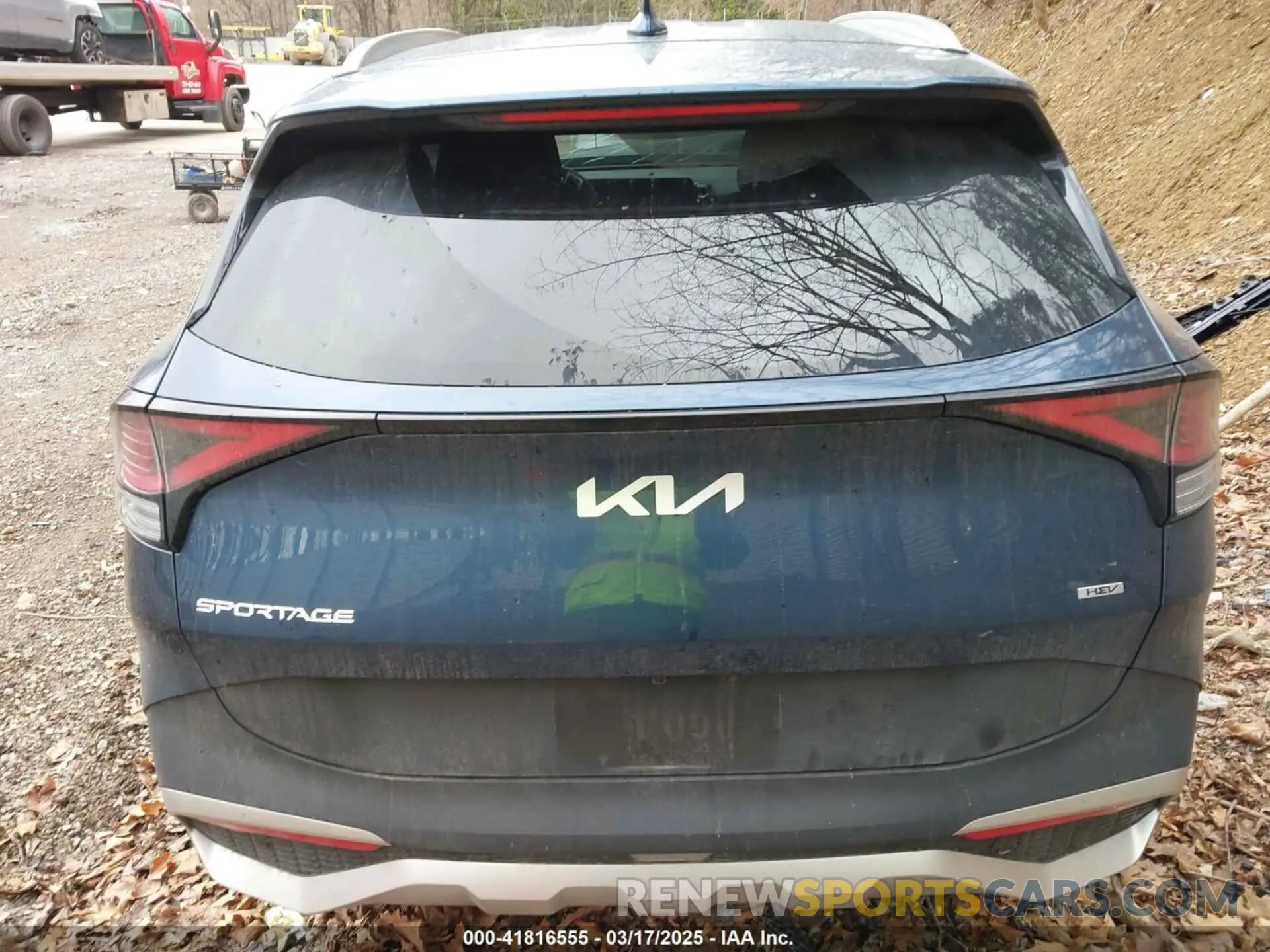 16 Photograph of a damaged car KNDPVCAG3P7057632 KIA SPORTAGE HYBRID 2023
