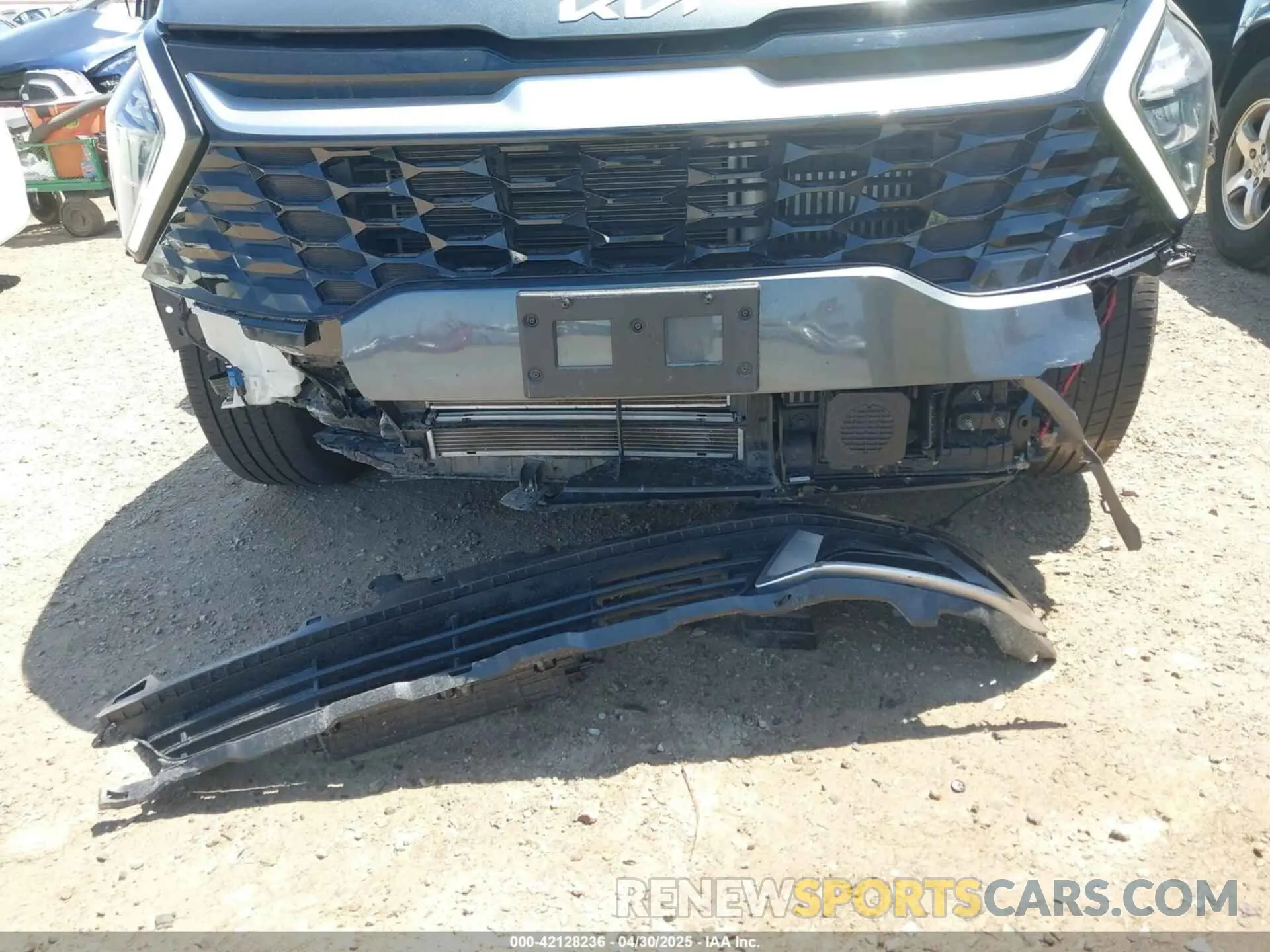 6 Photograph of a damaged car KNDPVCAG6P7040629 KIA SPORTAGE HYBRID 2023