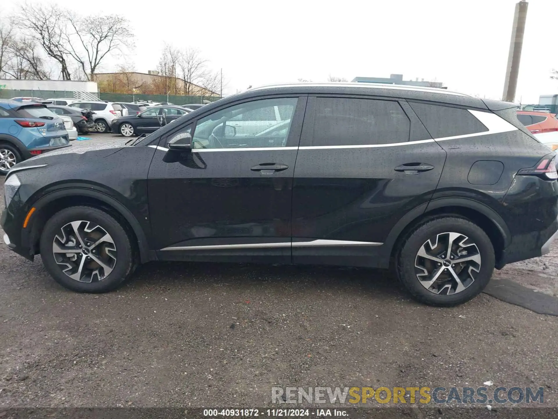 13 Photograph of a damaged car KNDPVCAG7P7092657 KIA SPORTAGE HYBRID 2023