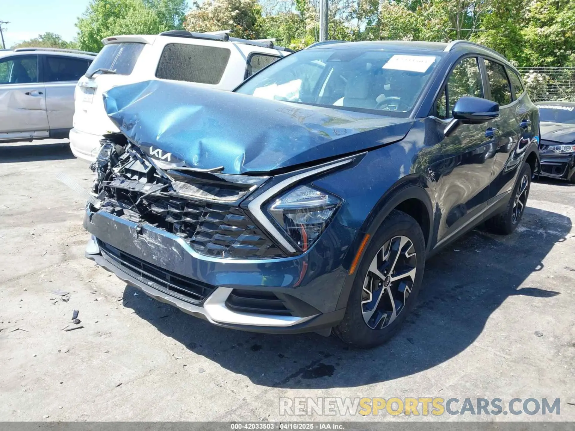 2 Photograph of a damaged car KNDPVCAG8P7013061 KIA SPORTAGE HYBRID 2023
