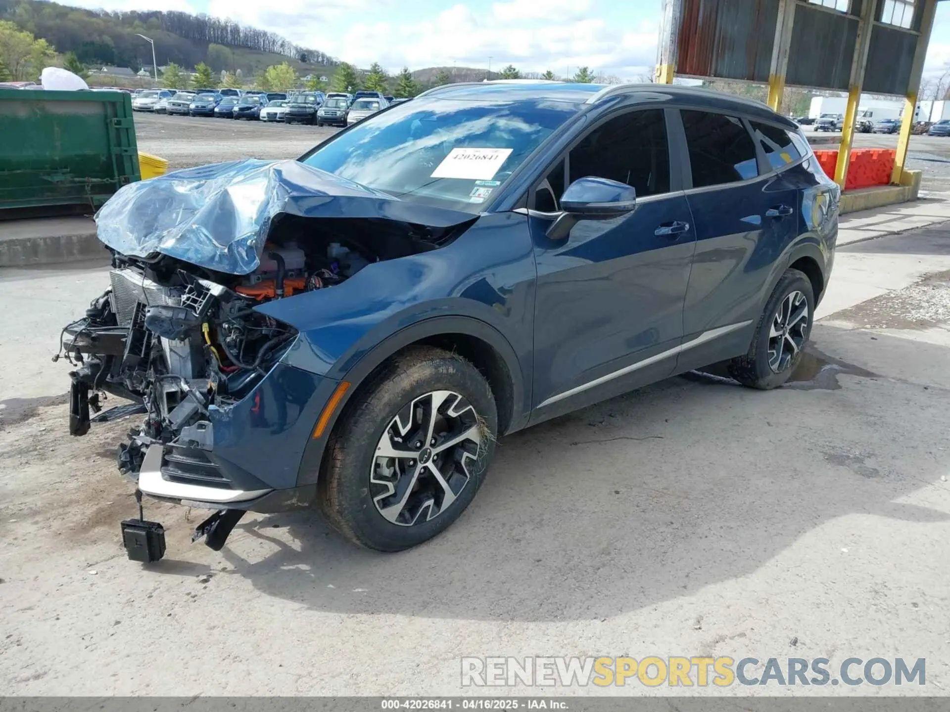2 Photograph of a damaged car KNDPVCAG9P7051155 KIA SPORTAGE HYBRID 2023