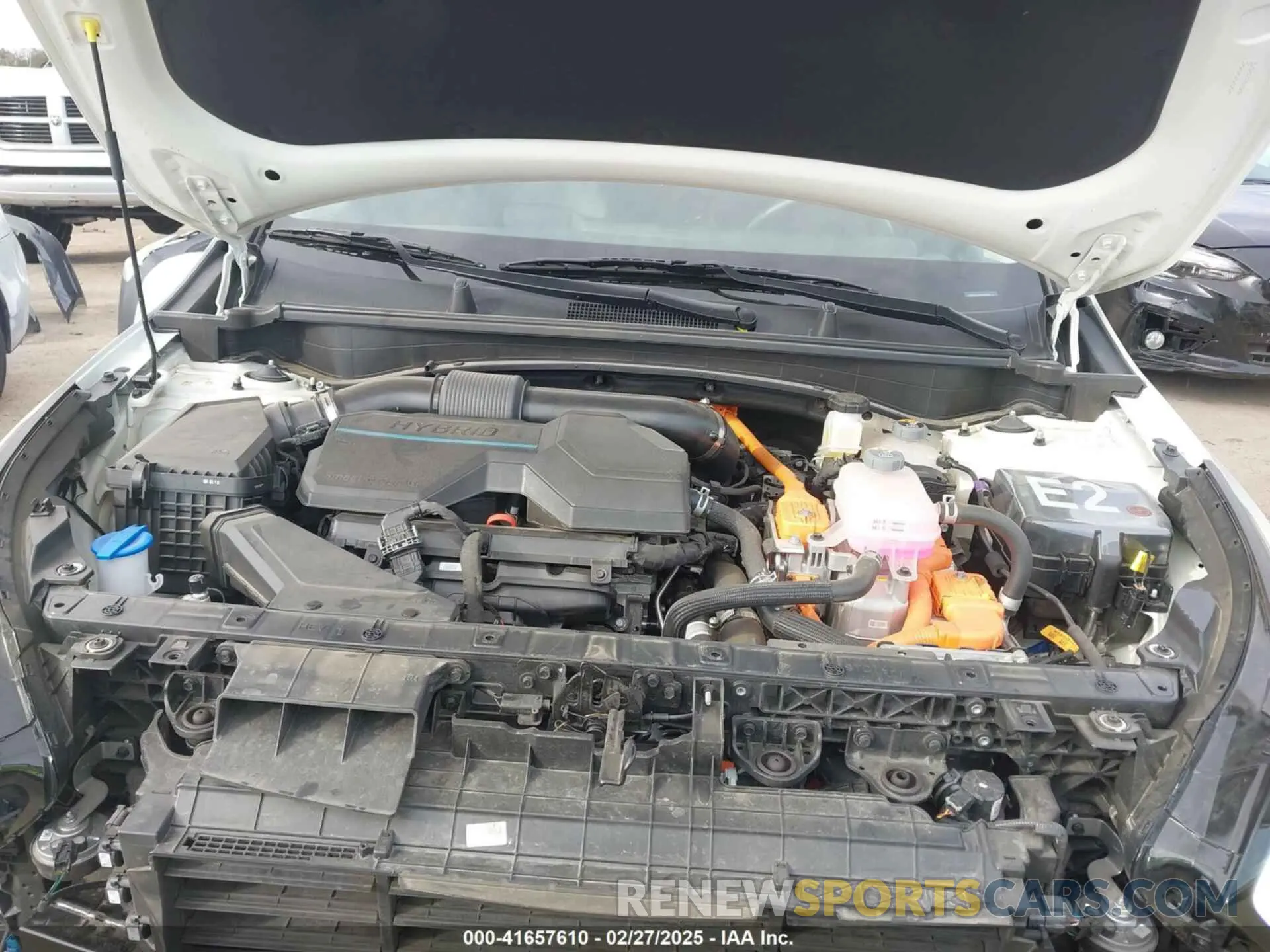 10 Photograph of a damaged car KNDPVCAGXP7107023 KIA SPORTAGE HYBRID 2023