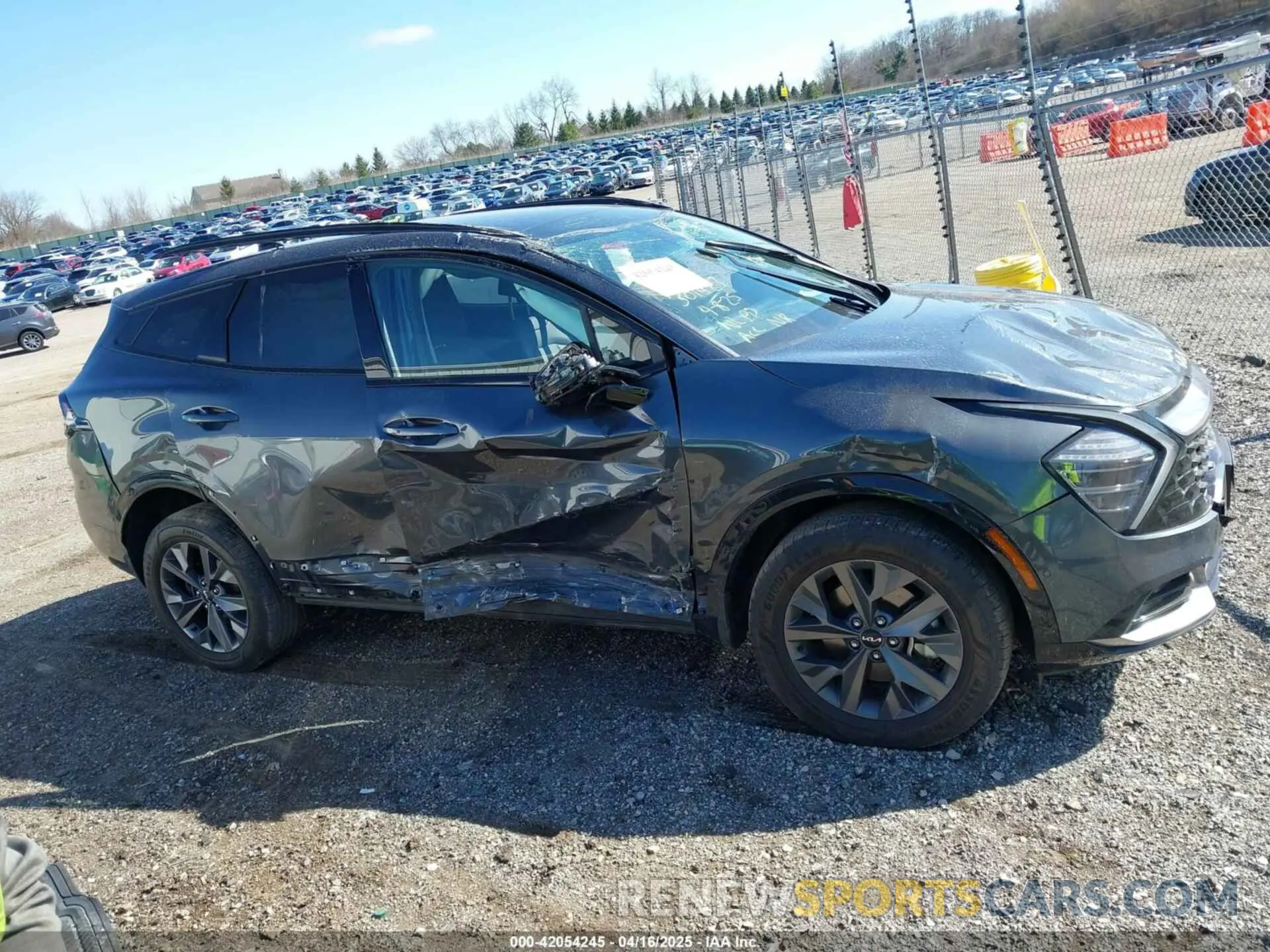 12 Photograph of a damaged car KNDPXCAG0P7060255 KIA SPORTAGE HYBRID 2023