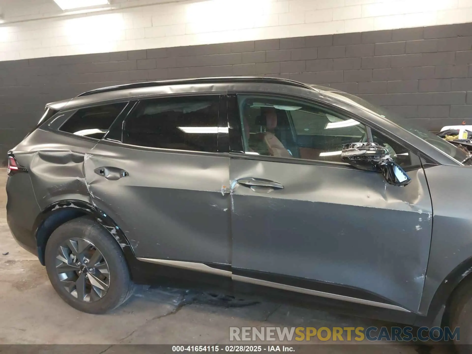 14 Photograph of a damaged car KNDPXCAG6P7067808 KIA SPORTAGE HYBRID 2023