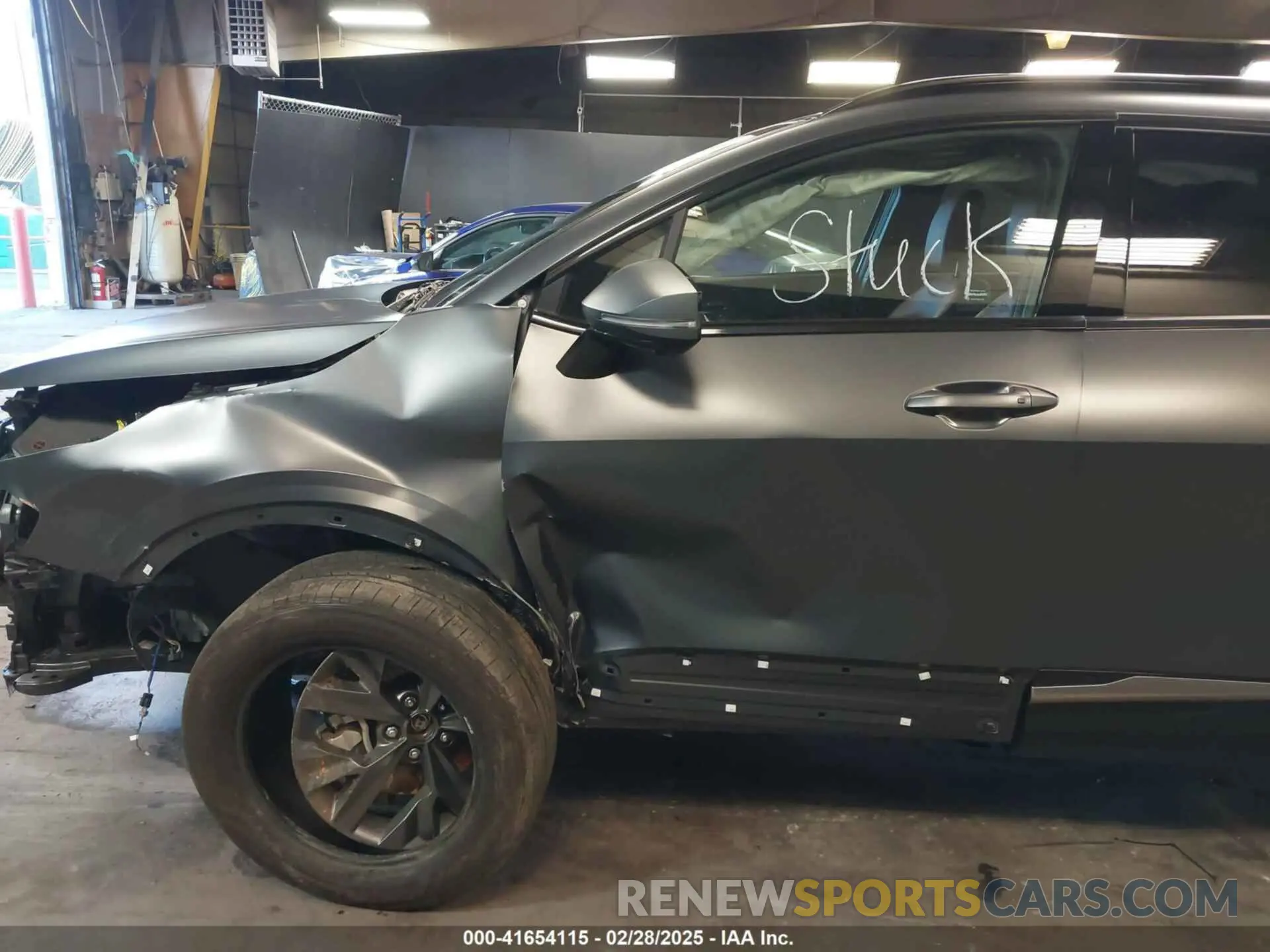 15 Photograph of a damaged car KNDPXCAG6P7067808 KIA SPORTAGE HYBRID 2023