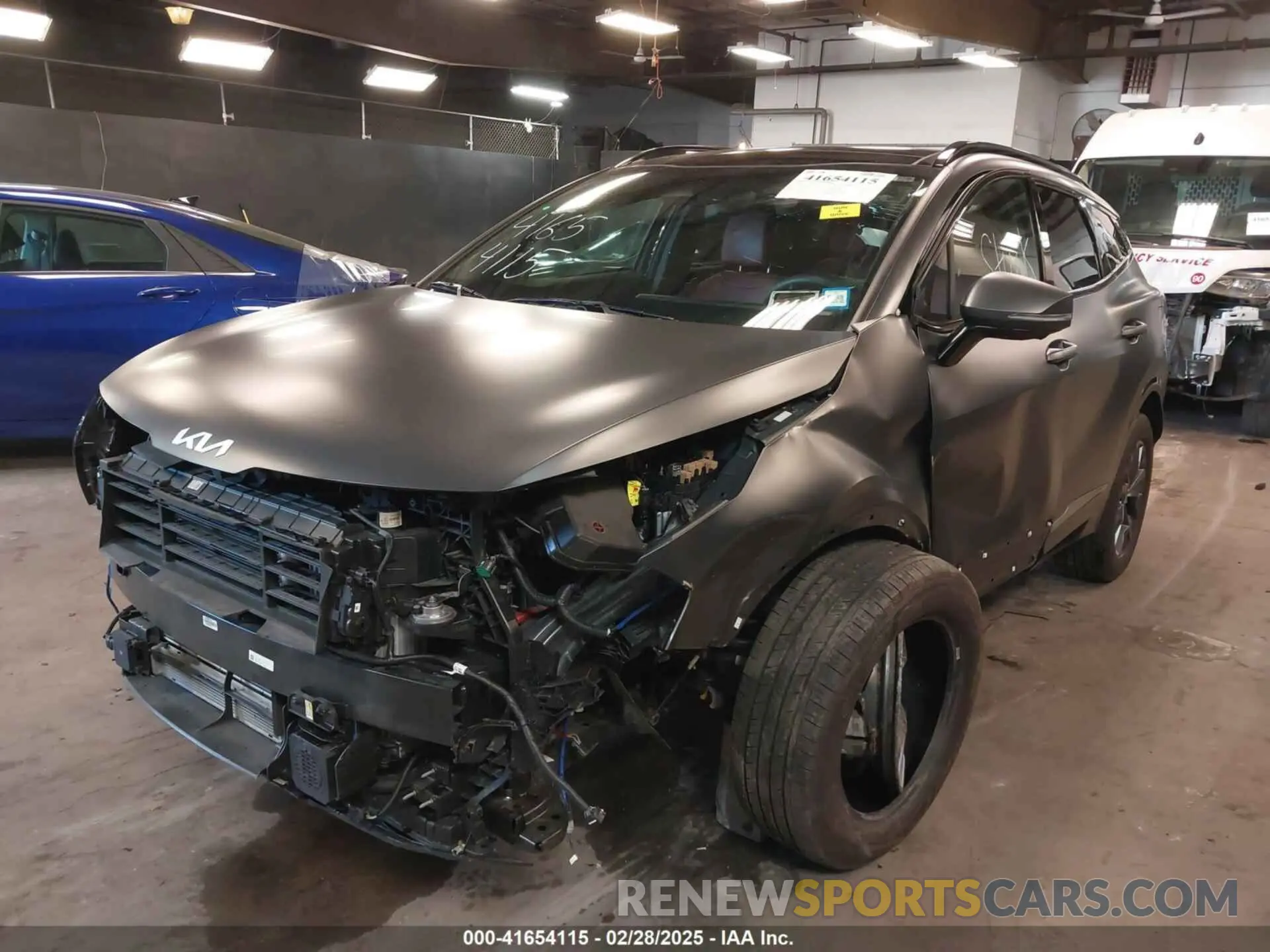 6 Photograph of a damaged car KNDPXCAG6P7067808 KIA SPORTAGE HYBRID 2023