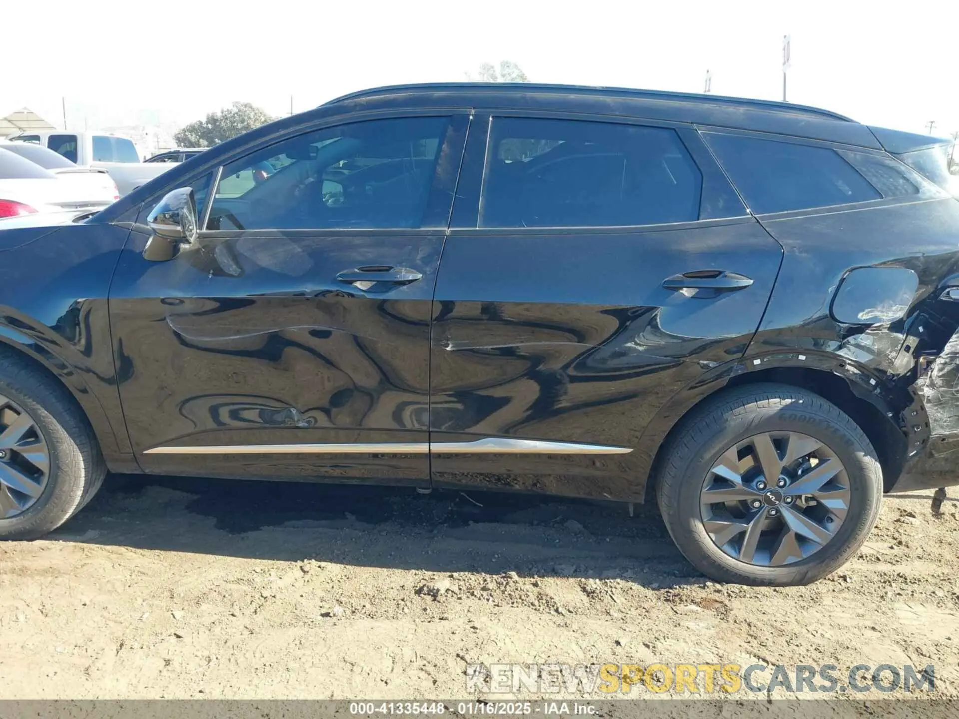 14 Photograph of a damaged car KNDPXCAGXP7035895 KIA SPORTAGE HYBRID 2023