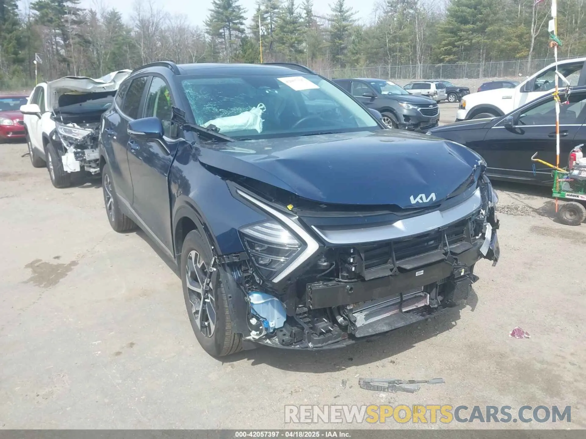 12 Photograph of a damaged car KNDPVCDG5R7162526 KIA SPORTAGE HYBRID 2024