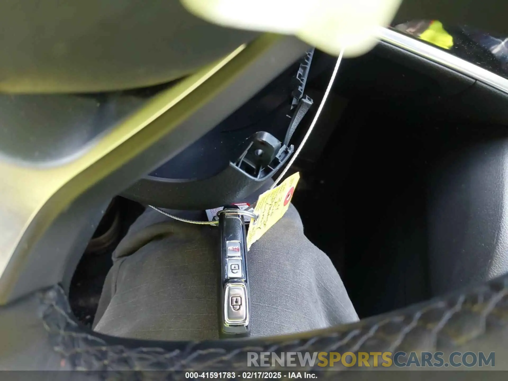 11 Photograph of a damaged car KNDPVCDG9R7134292 KIA SPORTAGE HYBRID 2024