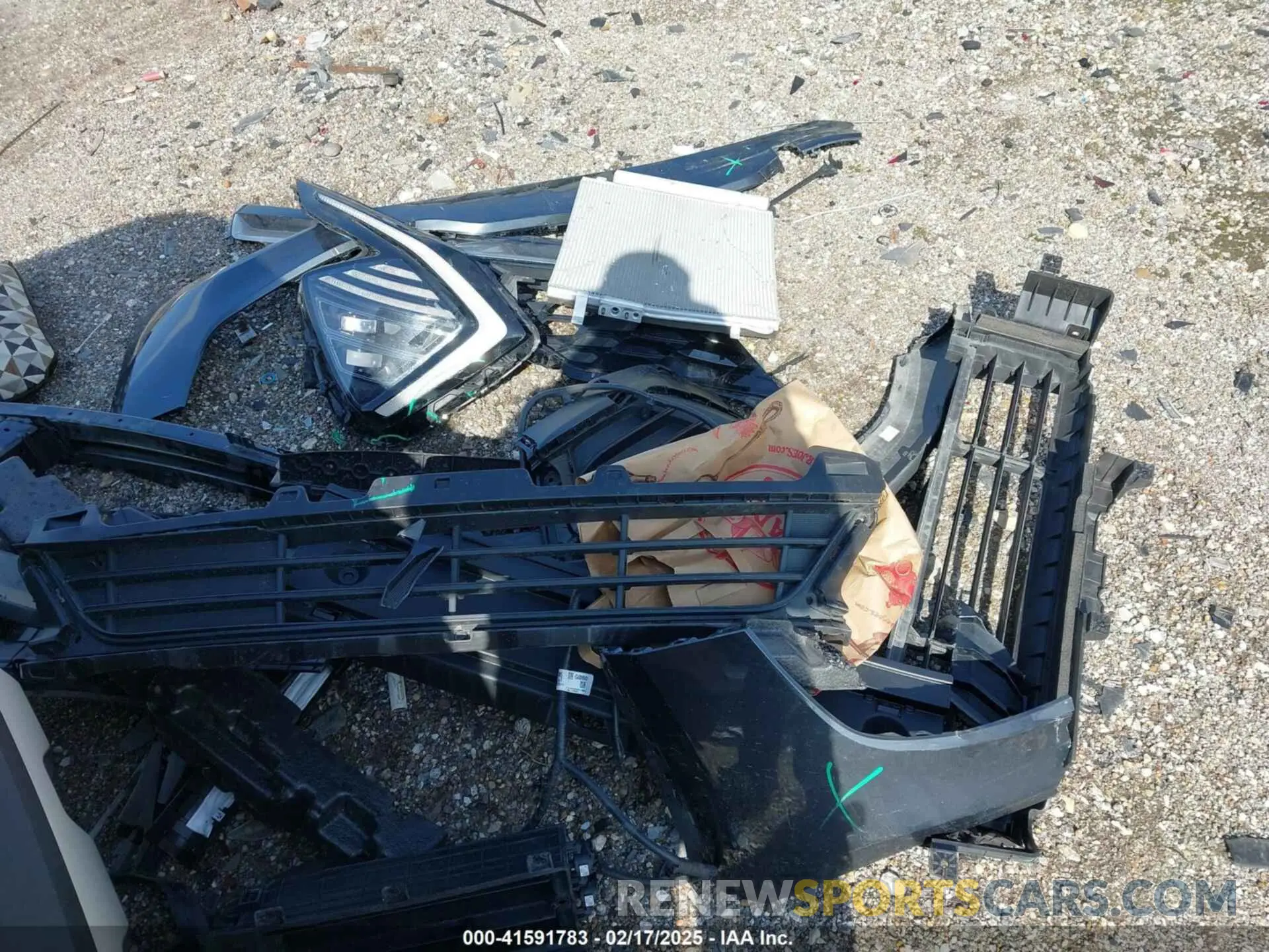 12 Photograph of a damaged car KNDPVCDG9R7134292 KIA SPORTAGE HYBRID 2024
