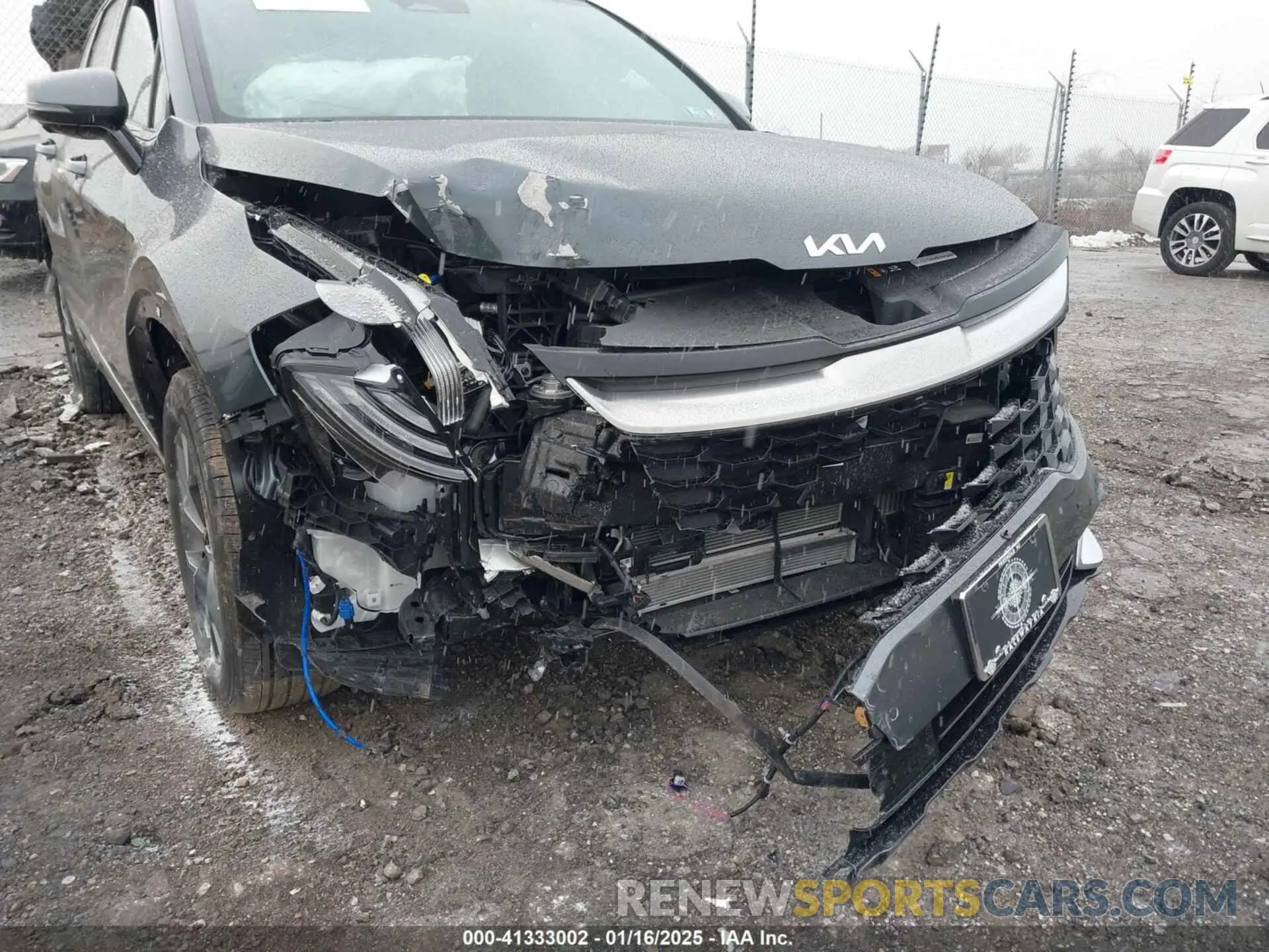 6 Photograph of a damaged car KNDPXCDG0R7160600 KIA SPORTAGE HYBRID 2024