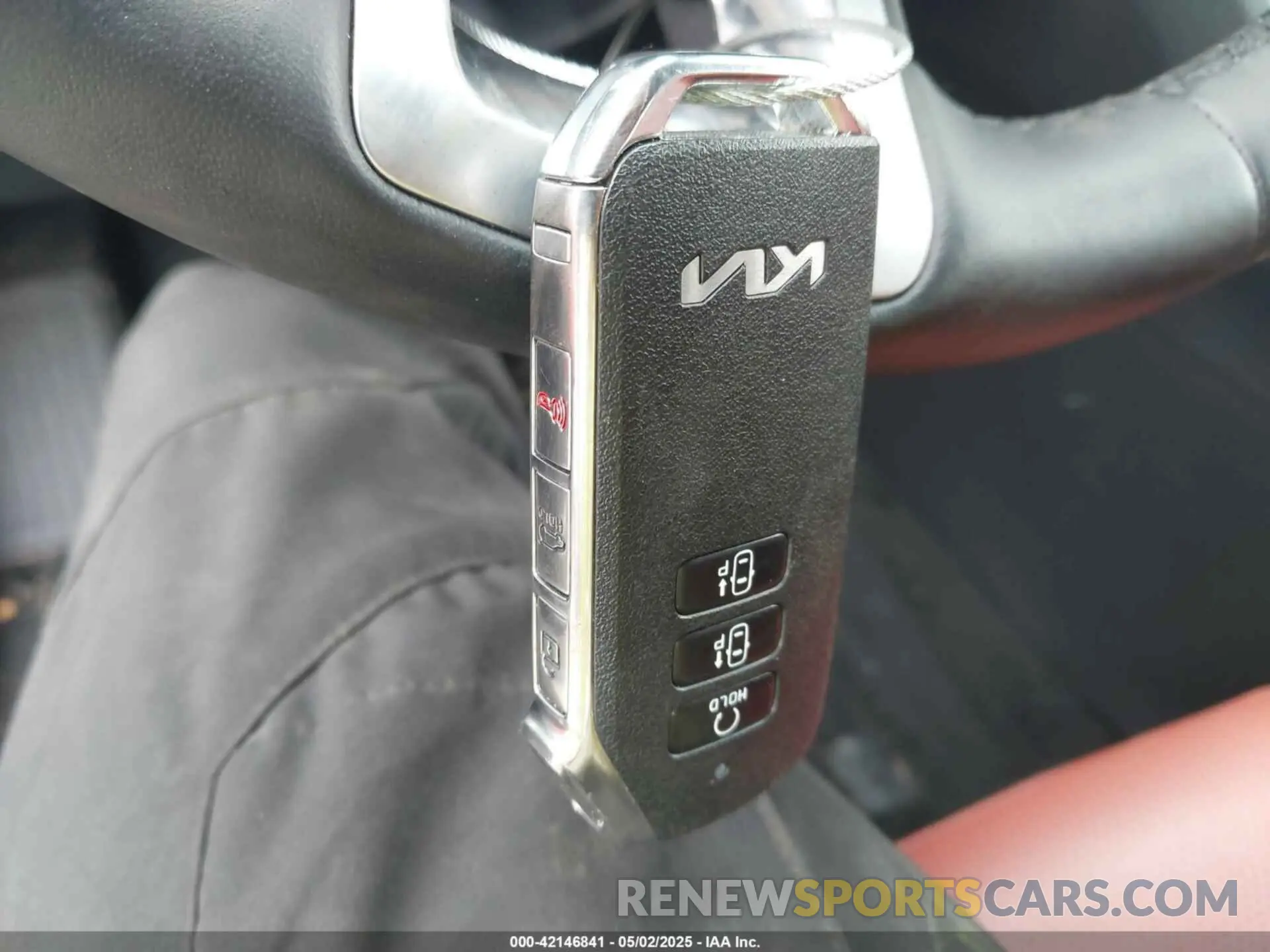 11 Photograph of a damaged car KNDPXCDG2R7145788 KIA SPORTAGE HYBRID 2024