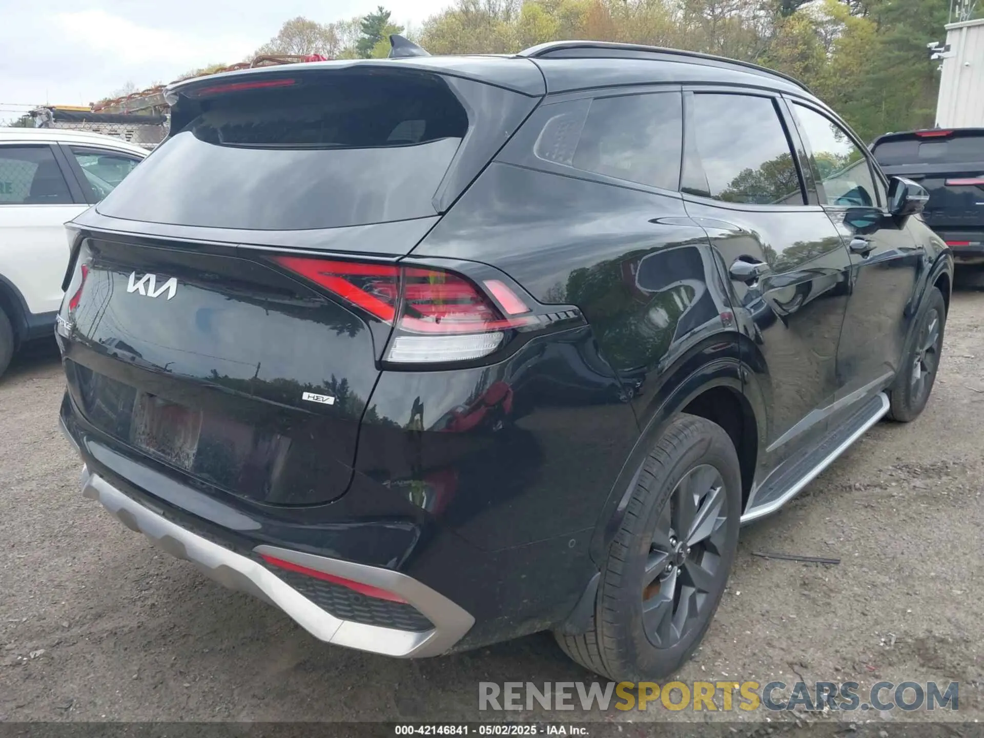 4 Photograph of a damaged car KNDPXCDG2R7145788 KIA SPORTAGE HYBRID 2024