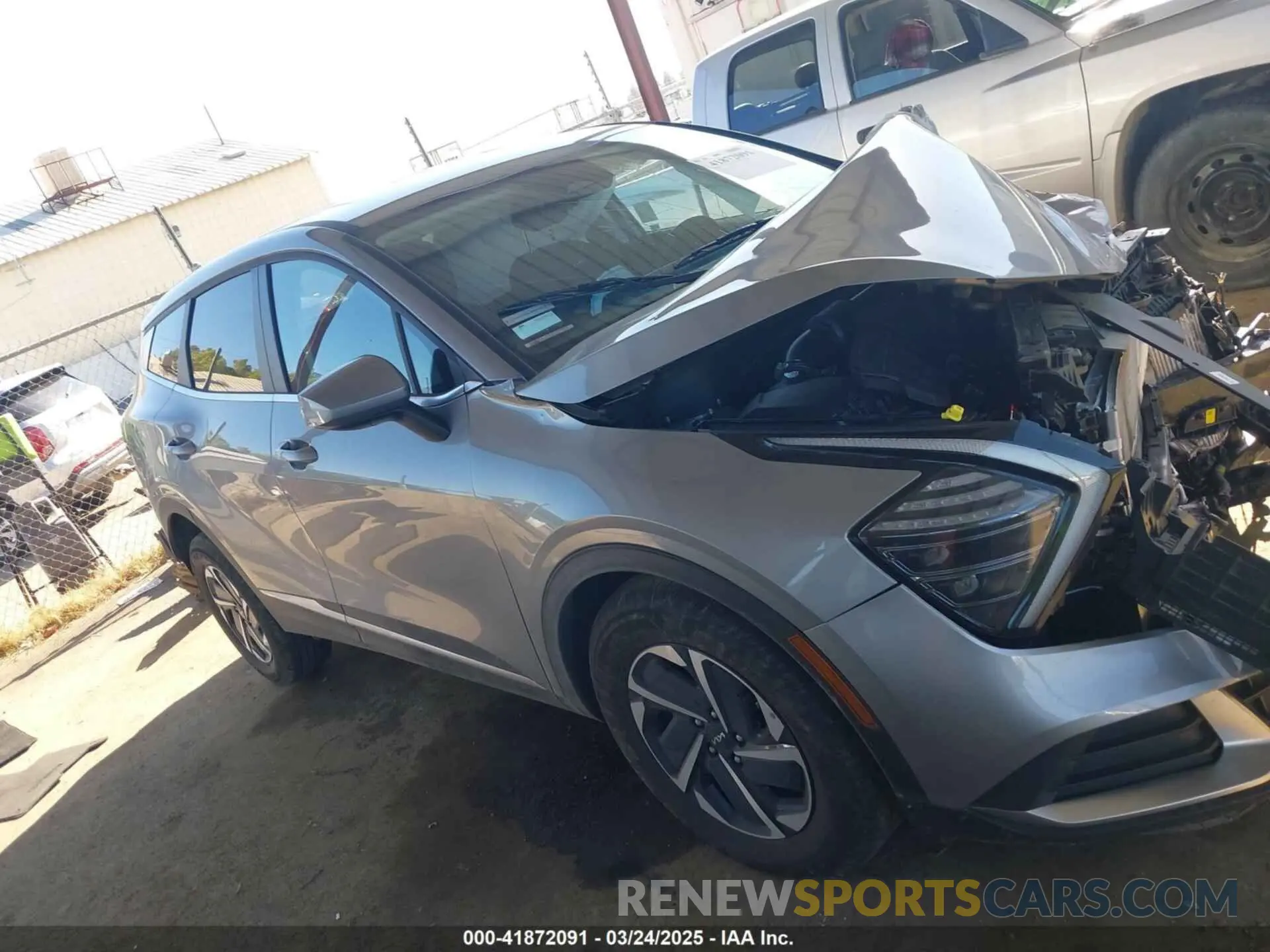 13 Photograph of a damaged car KNDPU3DG0S7197354 KIA SPORTAGE HYBRID 2025