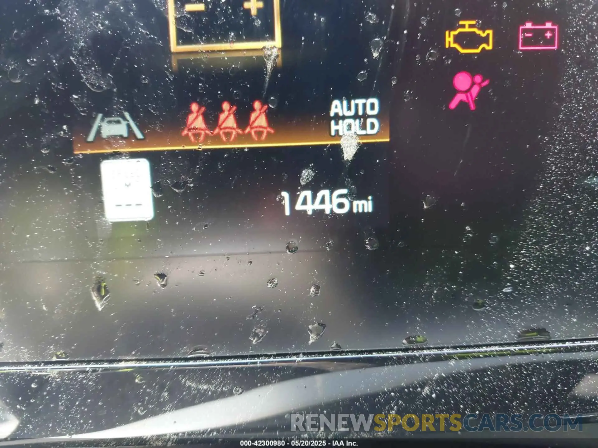 16 Photograph of a damaged car KNDPU3DG4S7193680 KIA SPORTAGE HYBRID 2025