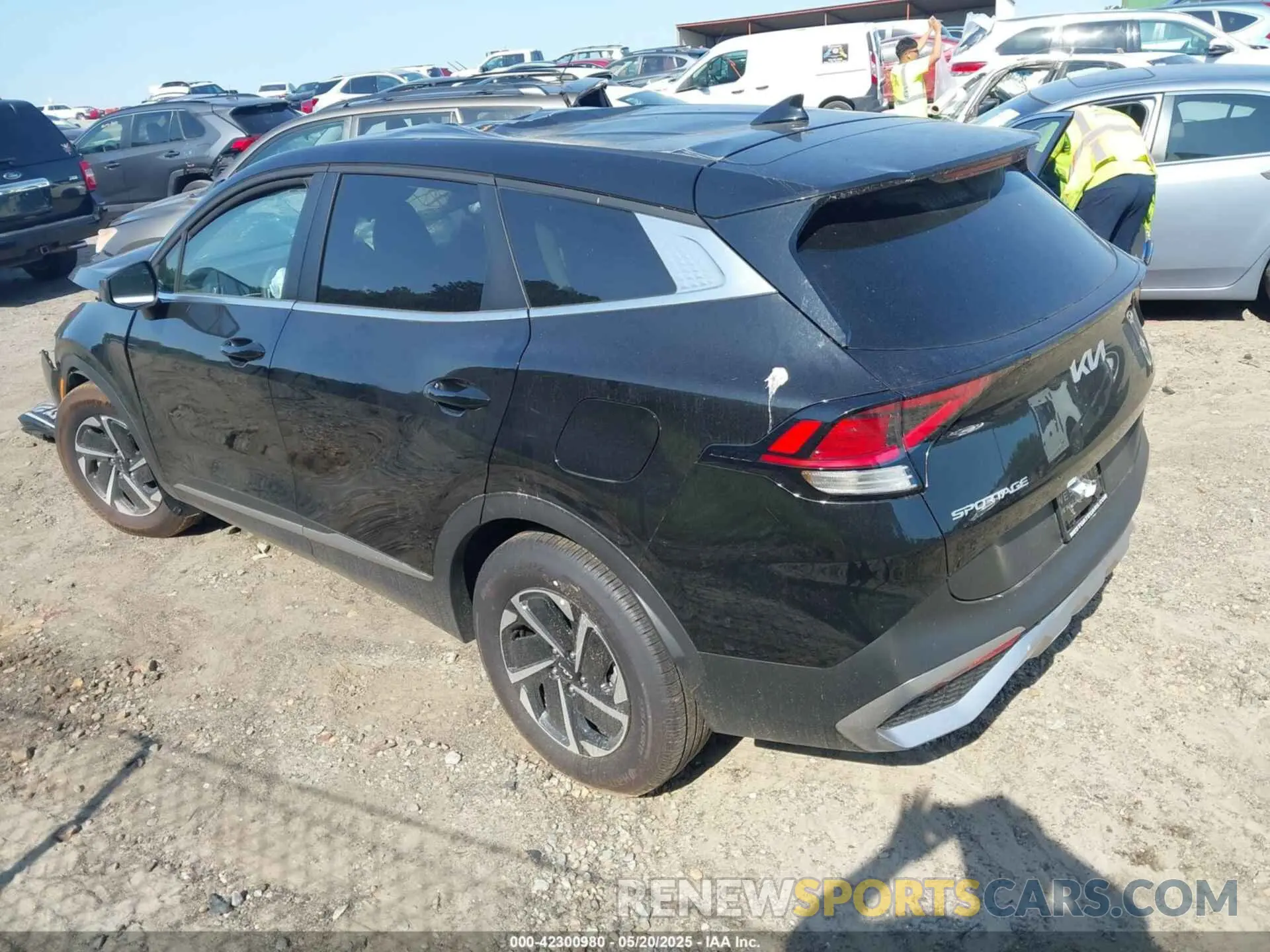 3 Photograph of a damaged car KNDPU3DG4S7193680 KIA SPORTAGE HYBRID 2025