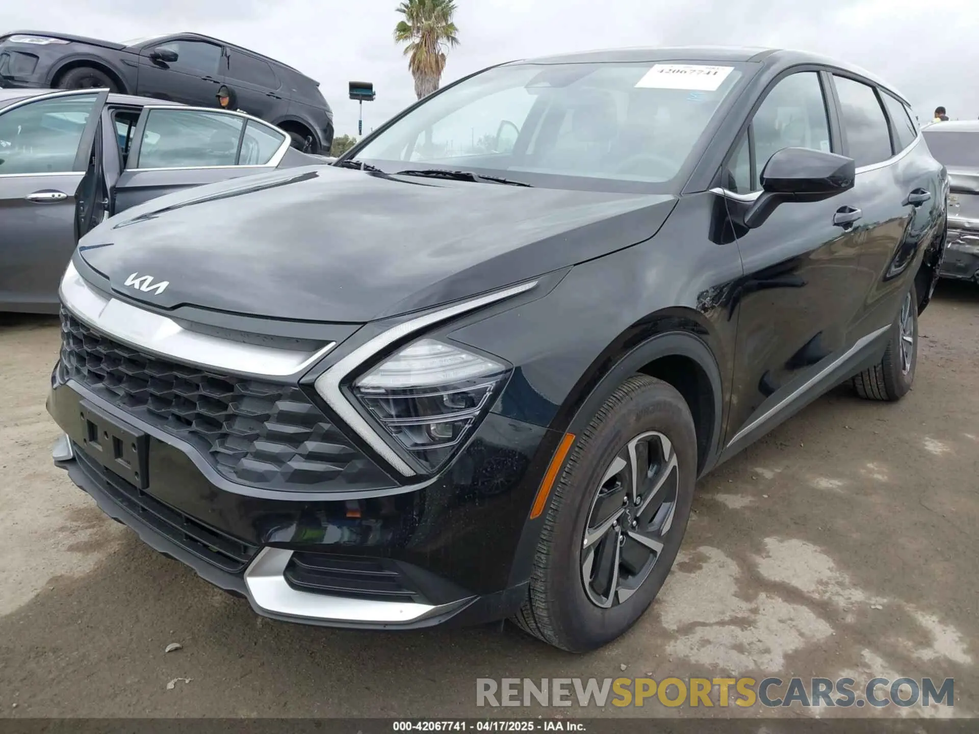 2 Photograph of a damaged car KNDPUCDG8S7181774 KIA SPORTAGE HYBRID 2025