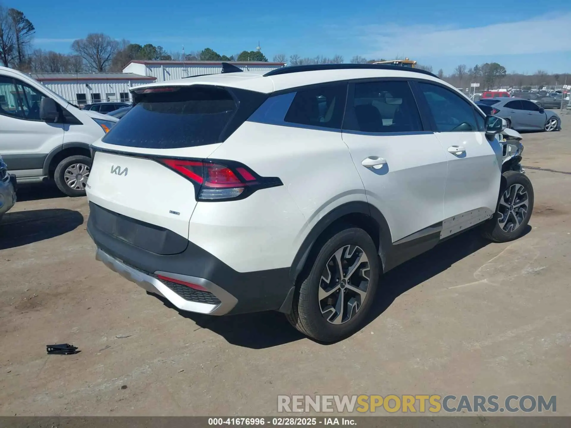 4 Photograph of a damaged car KNDPVCDG3S7192307 KIA SPORTAGE HYBRID 2025
