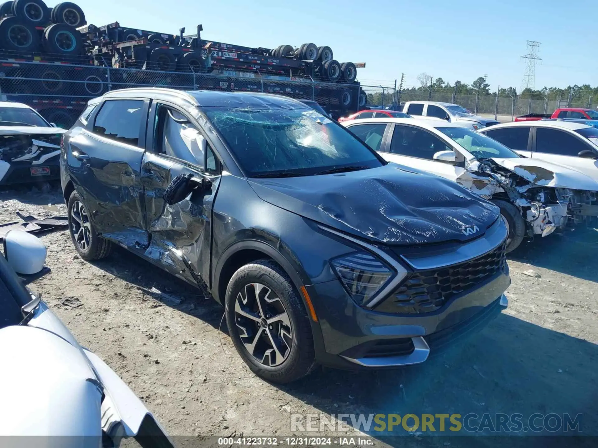 13 Photograph of a damaged car KNDPVCDG9S7196796 KIA SPORTAGE HYBRID 2025