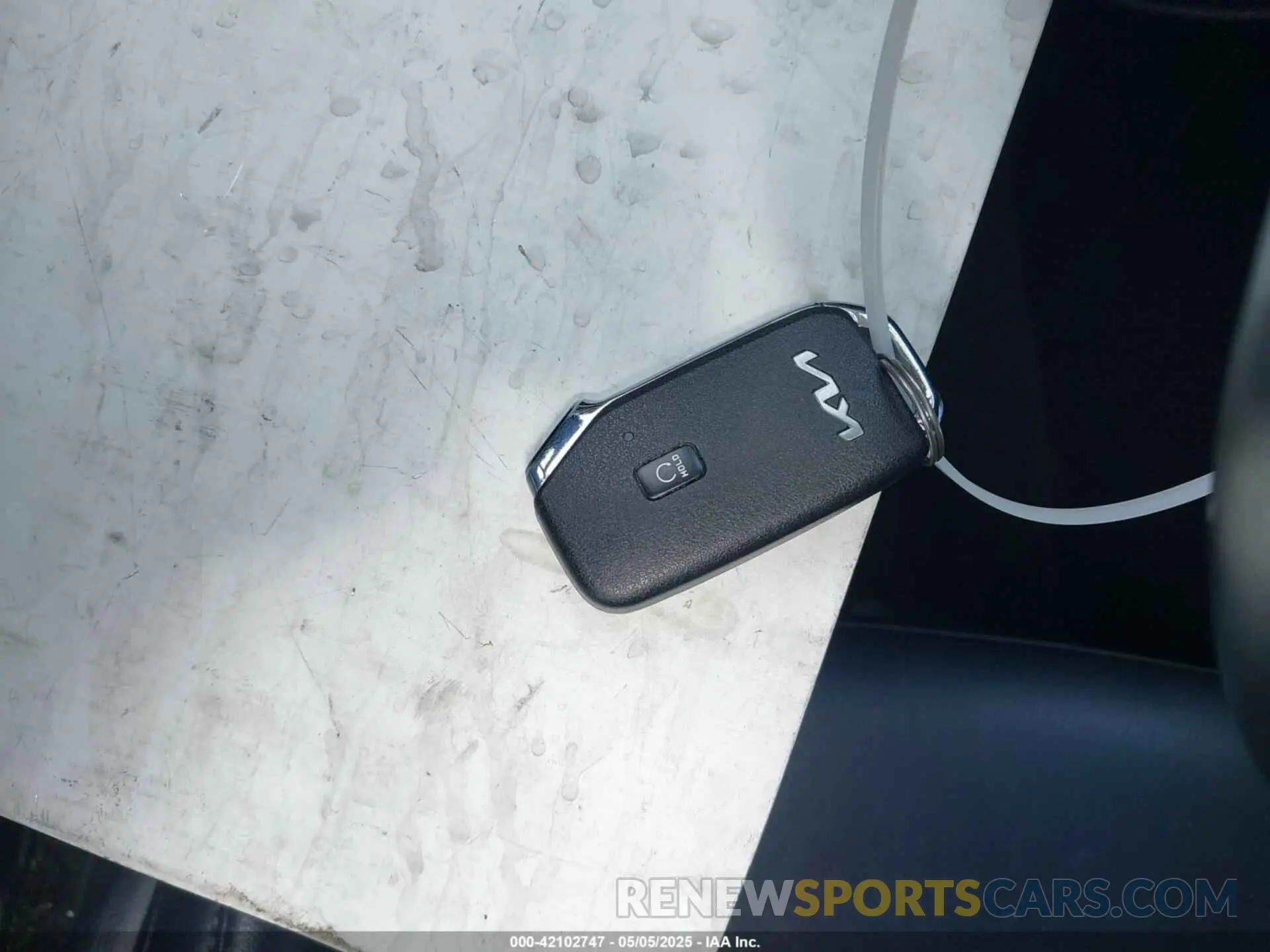 11 Photograph of a damaged car KNDPYDAH1P7084060 KIA SPORTAGE PLUG-IN HYBRID 2023