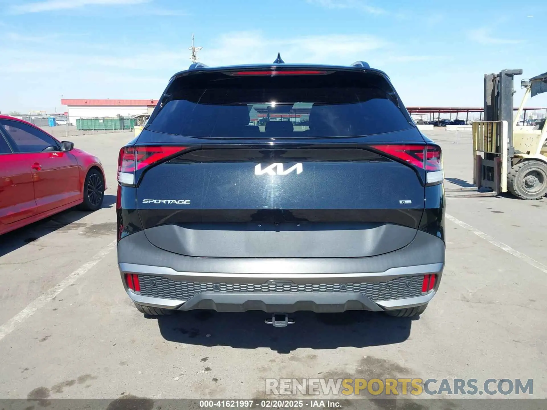 16 Photograph of a damaged car KNDPZDAHXP7049353 KIA SPORTAGE PLUG-IN HYBRID 2023