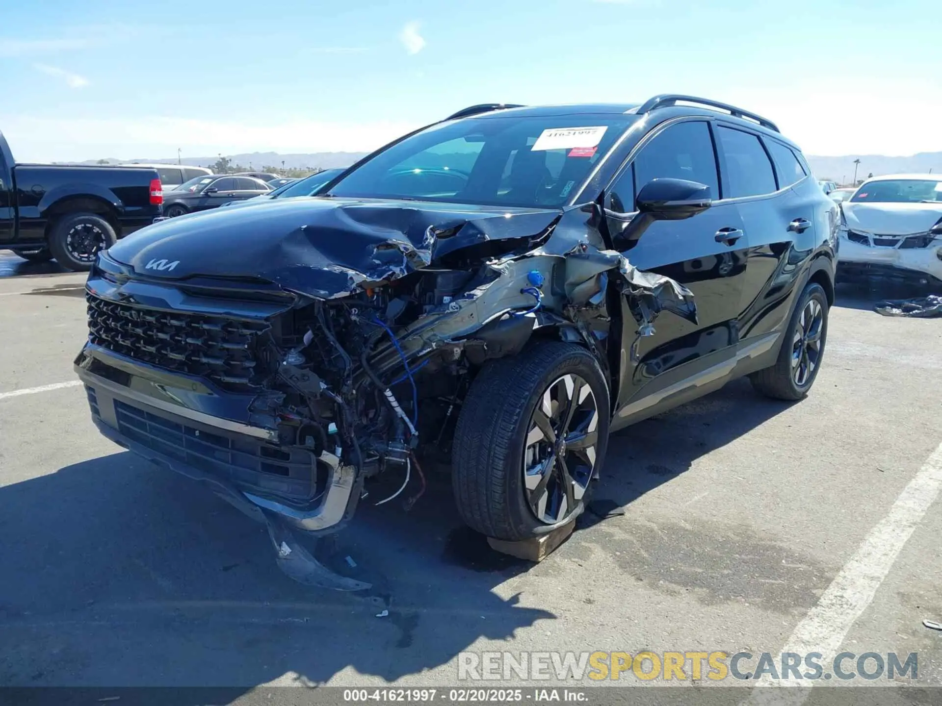 2 Photograph of a damaged car KNDPZDAHXP7049353 KIA SPORTAGE PLUG-IN HYBRID 2023