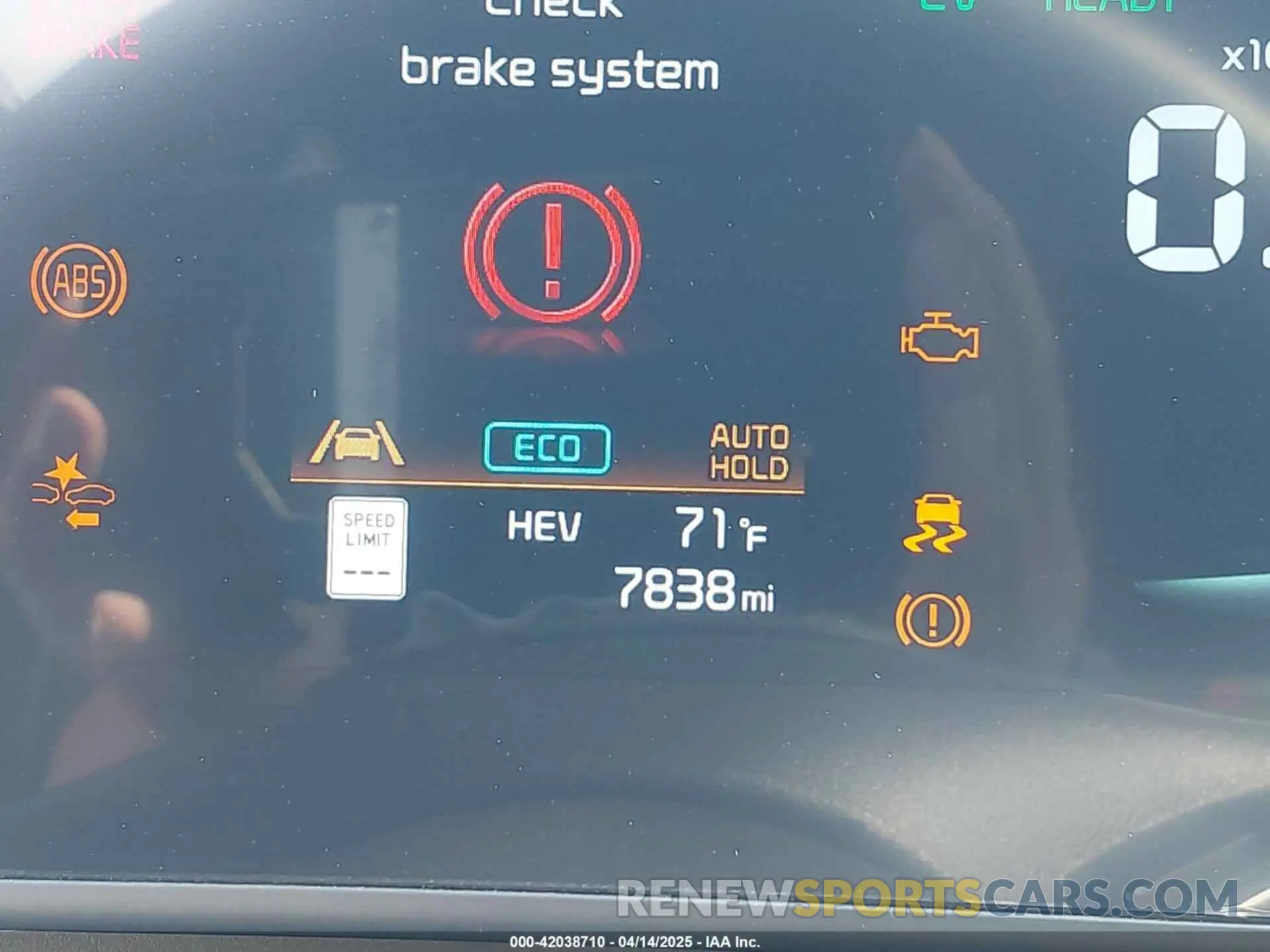 15 Photograph of a damaged car KNDPYDDH5R7136787 KIA SPORTAGE PLUG-IN HYBRID 2024