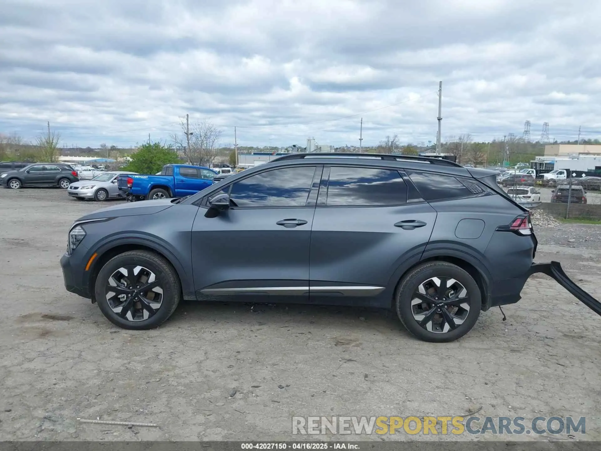 15 Photograph of a damaged car KNDPZDDH9R7166663 KIA SPORTAGE PLUG-IN HYBRID 2024