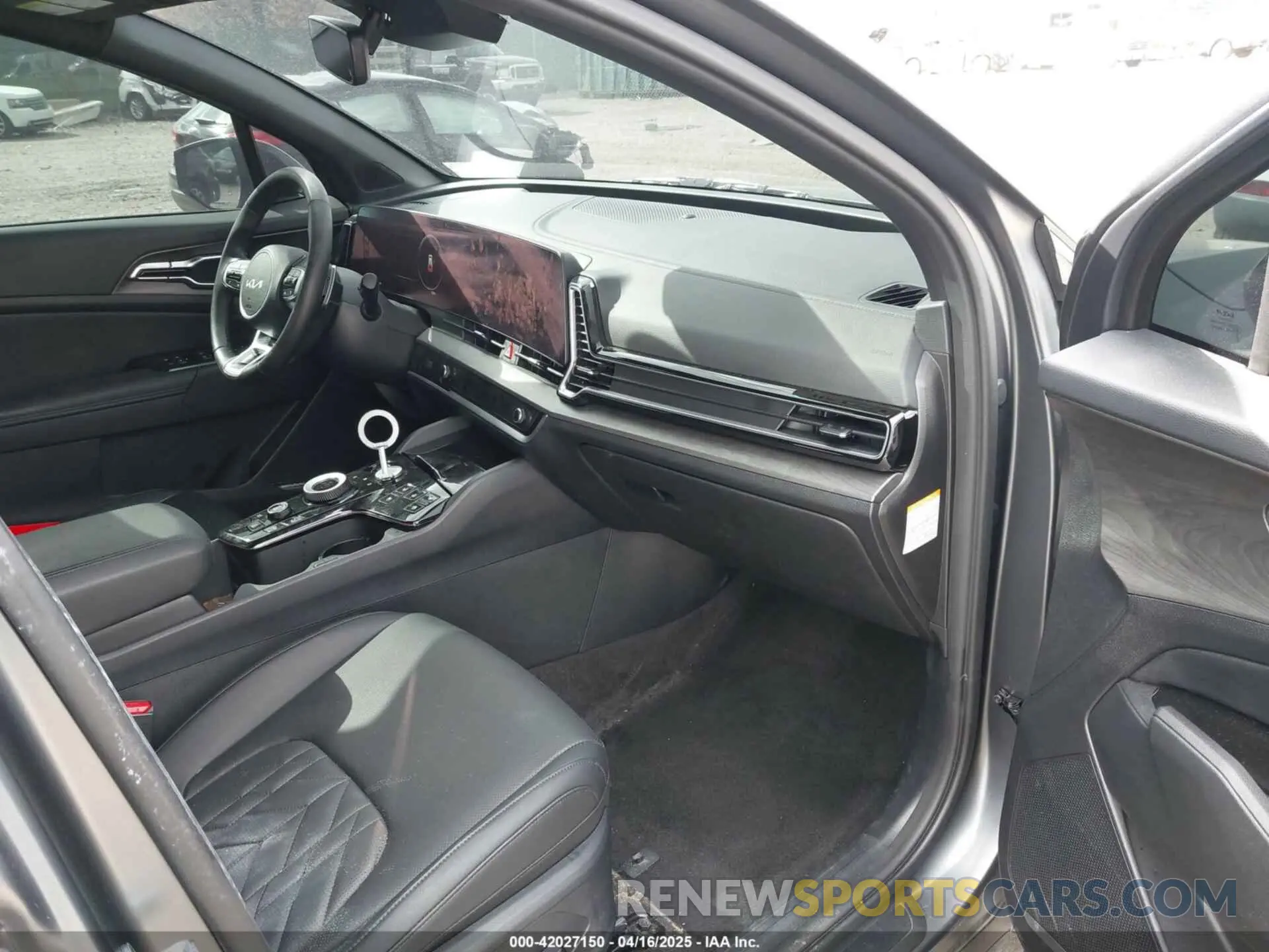 5 Photograph of a damaged car KNDPZDDH9R7166663 KIA SPORTAGE PLUG-IN HYBRID 2024