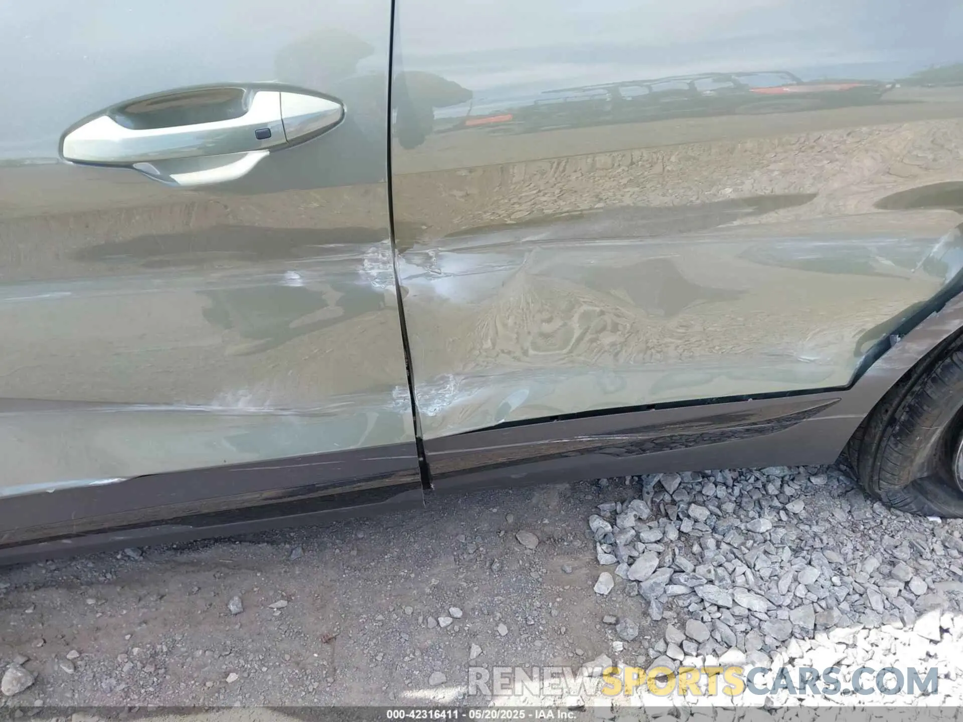 16 Photograph of a damaged car KNDPYDDH1S7217775 KIA SPORTAGE PLUG-IN HYBRID 2025
