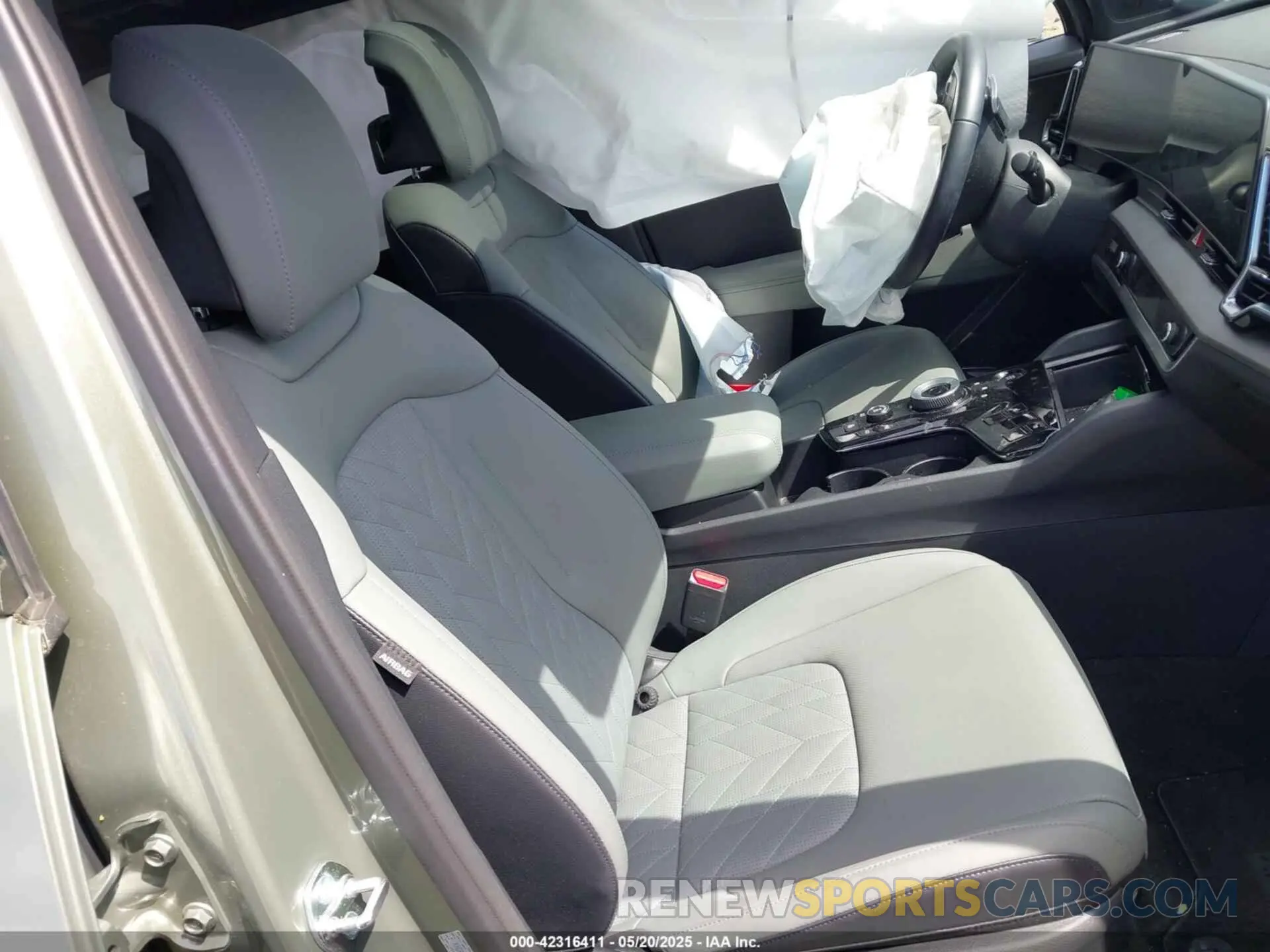 5 Photograph of a damaged car KNDPYDDH1S7217775 KIA SPORTAGE PLUG-IN HYBRID 2025