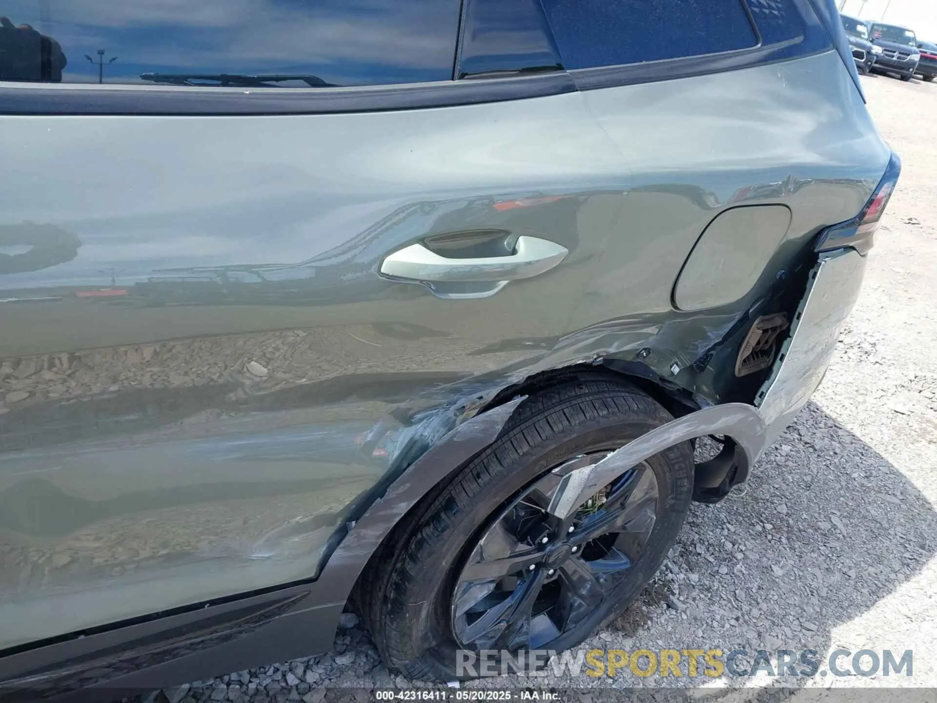 6 Photograph of a damaged car KNDPYDDH1S7217775 KIA SPORTAGE PLUG-IN HYBRID 2025