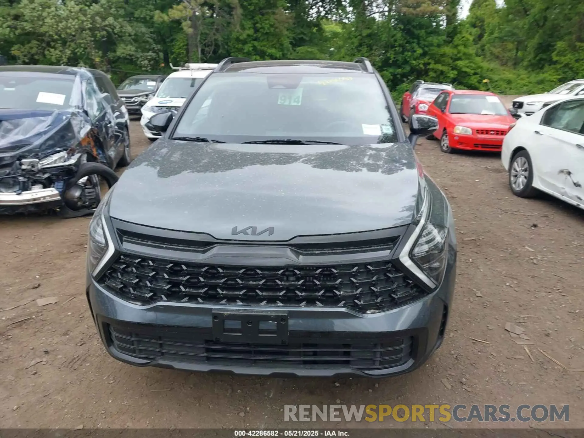 12 Photograph of a damaged car KNDPYDDH4S7229161 KIA SPORTAGE PLUG-IN HYBRID 2025