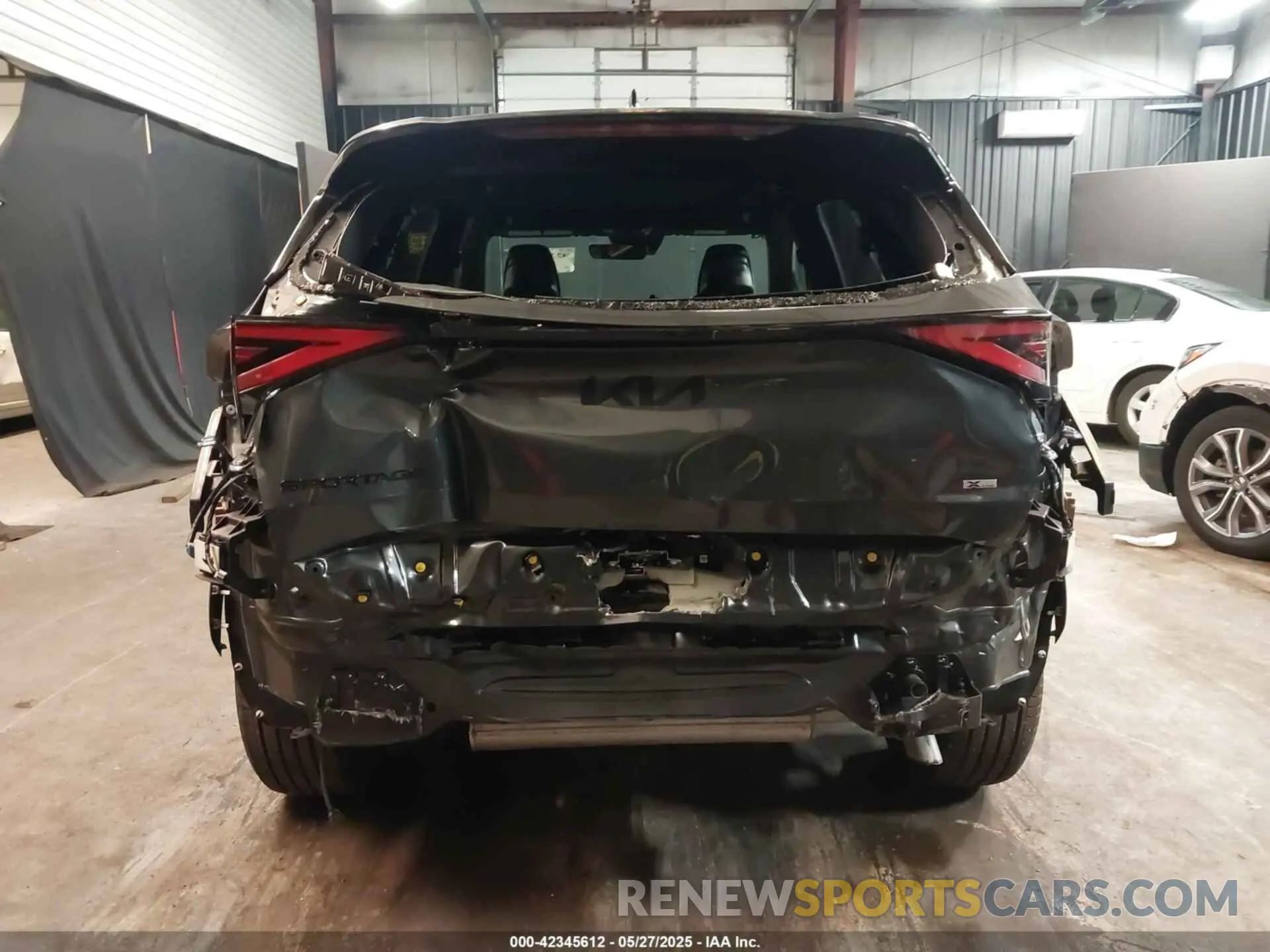 17 Photograph of a damaged car KNDPZDDH9S7199250 KIA SPORTAGE PLUG-IN HYBRID 2025