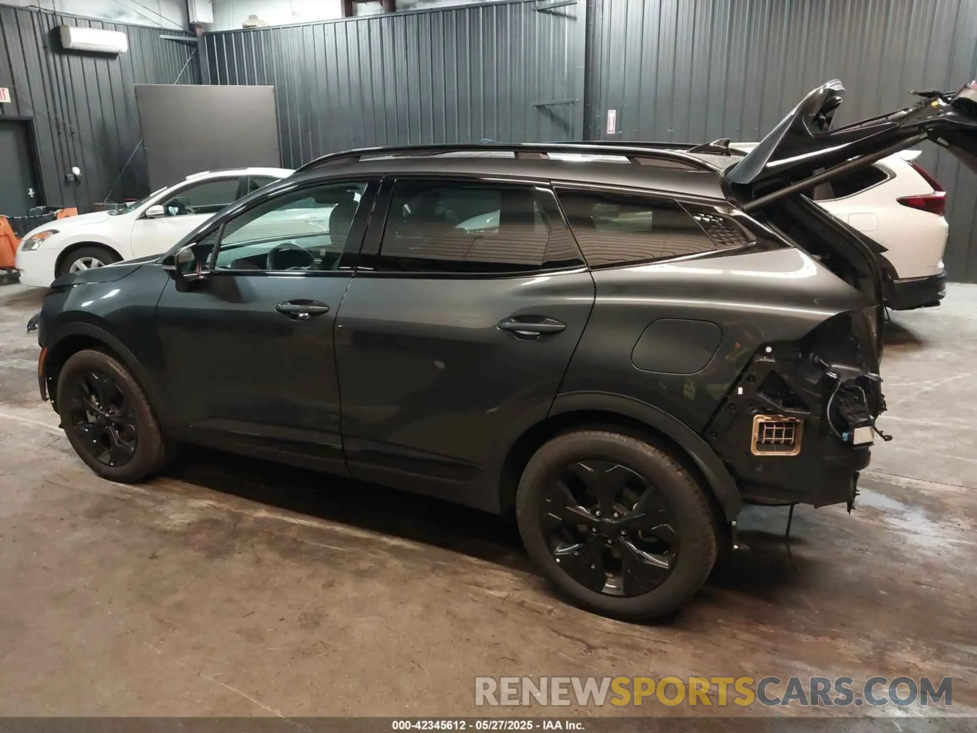 3 Photograph of a damaged car KNDPZDDH9S7199250 KIA SPORTAGE PLUG-IN HYBRID 2025