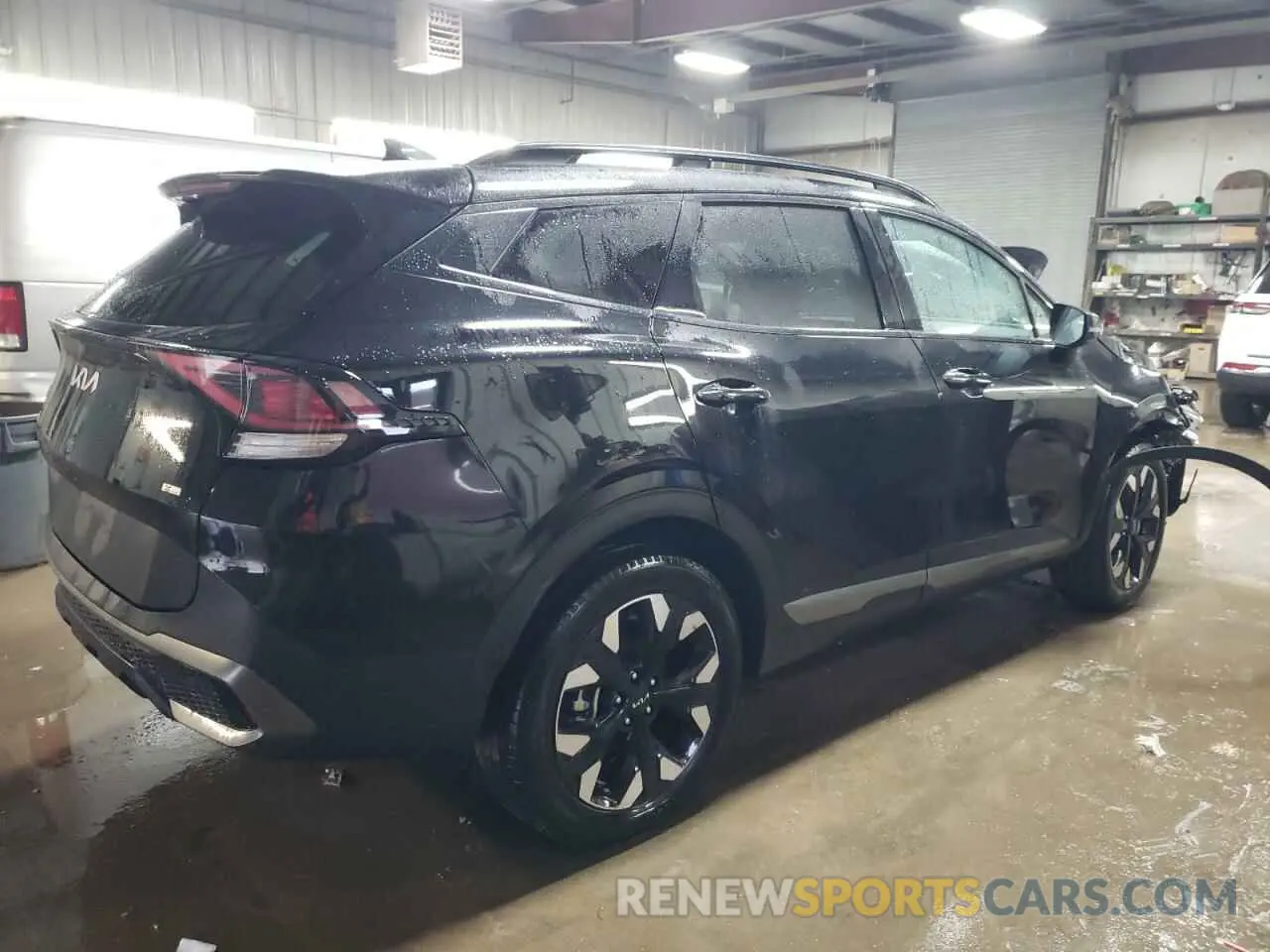 3 Photograph of a damaged car 5XYK6CAF0PG078634 KIA SPORTAGE X 2023