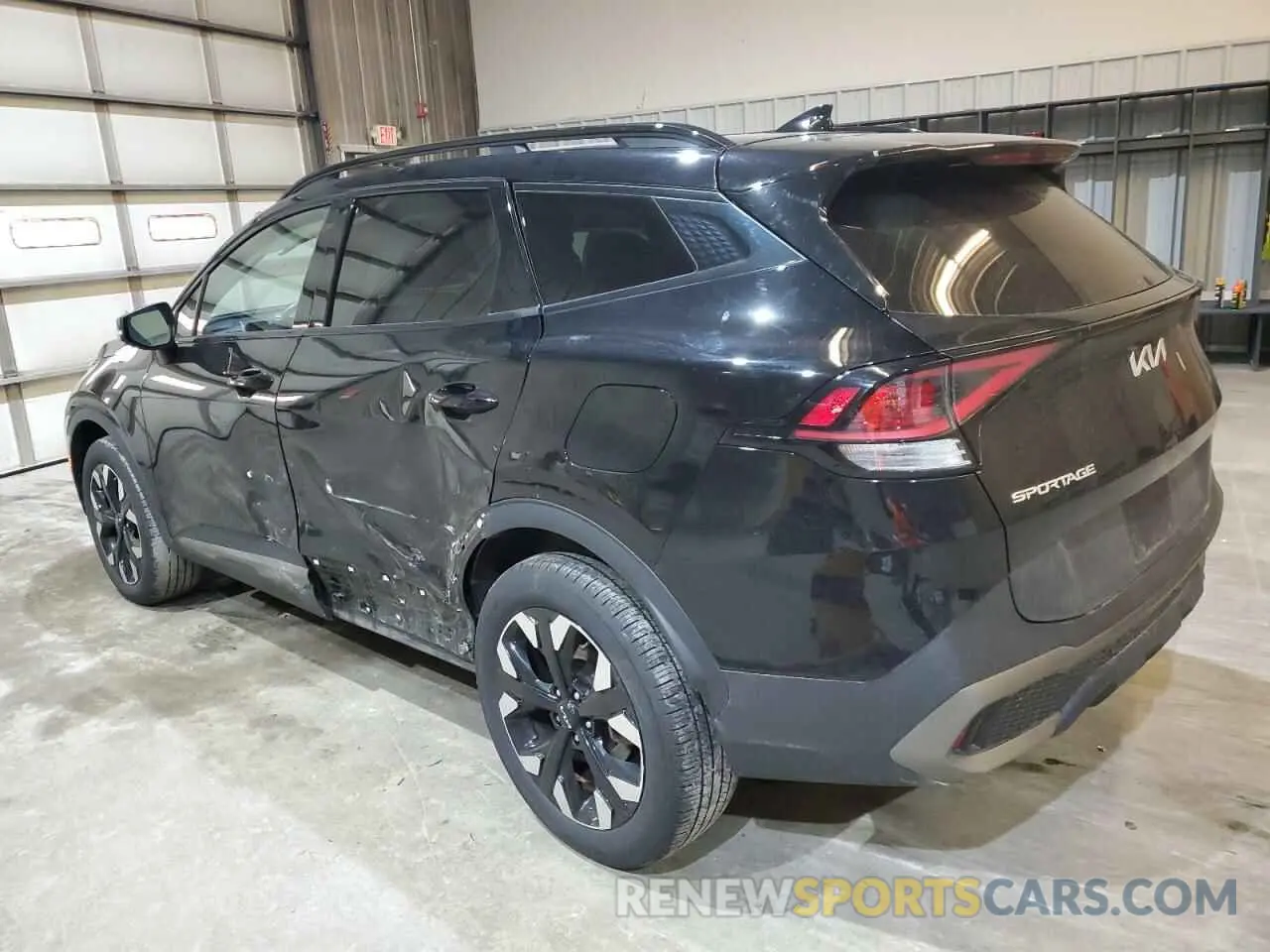 2 Photograph of a damaged car 5XYK6CAF2PG016071 KIA SPORTAGE X 2023