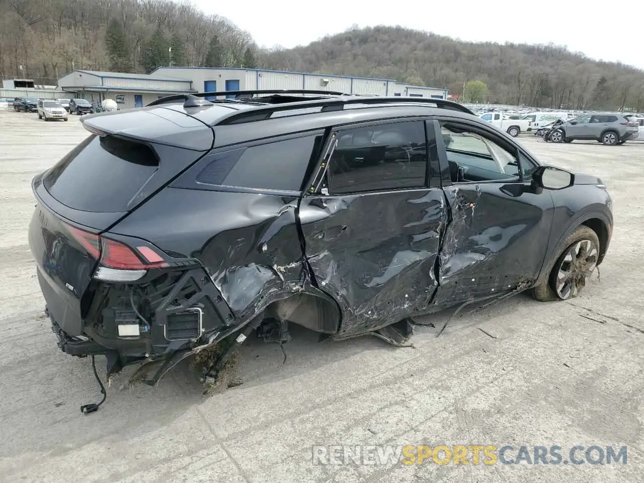 3 Photograph of a damaged car 5XYK6CAF2PG026907 KIA SPORTAGE X 2023