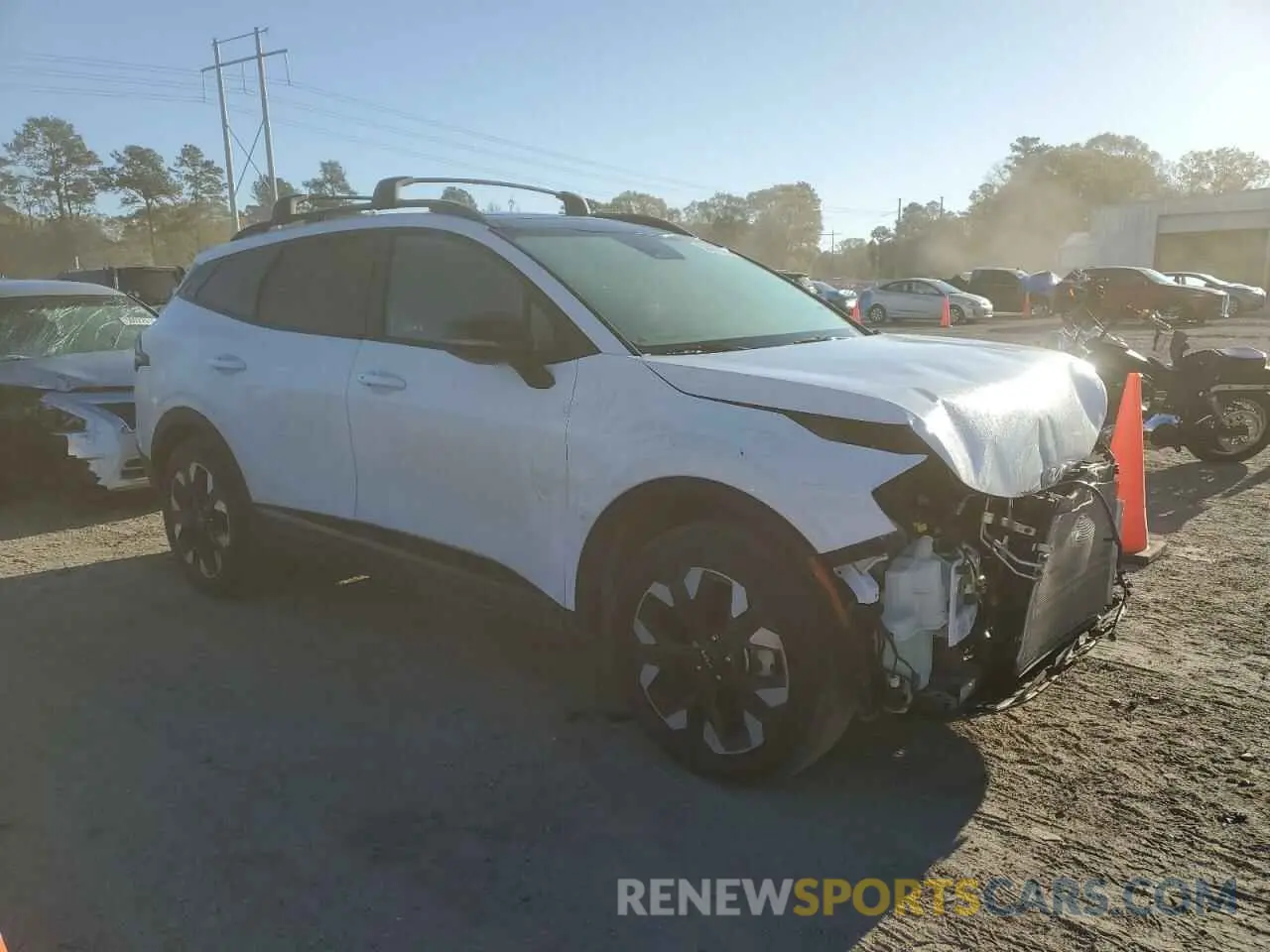 4 Photograph of a damaged car 5XYK6CAF3PG133531 KIA SPORTAGE X 2023