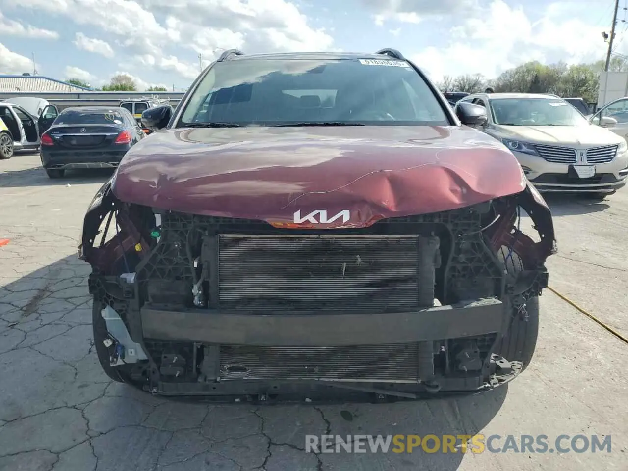 5 Photograph of a damaged car 5XYK6CAF5PG078144 KIA SPORTAGE X 2023