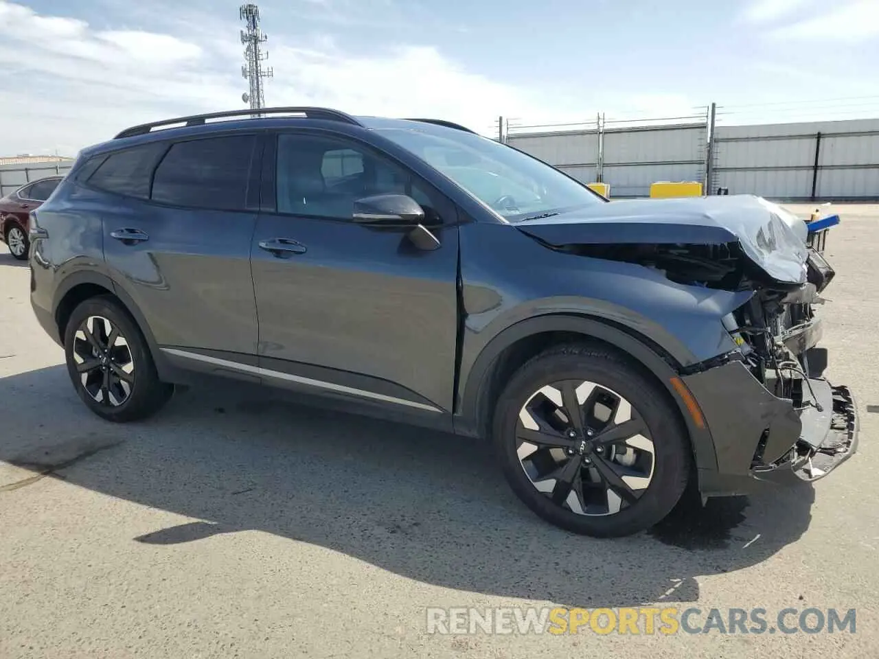4 Photograph of a damaged car 5XYK6CAF5PG078645 KIA SPORTAGE X 2023