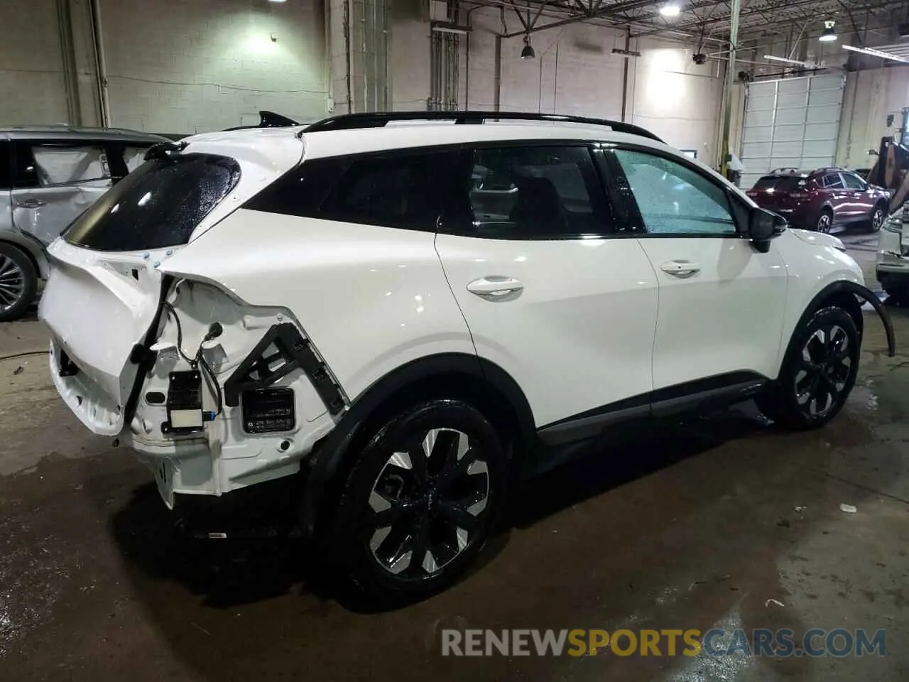 3 Photograph of a damaged car 5XYK6CAF6PG095888 KIA SPORTAGE X 2023
