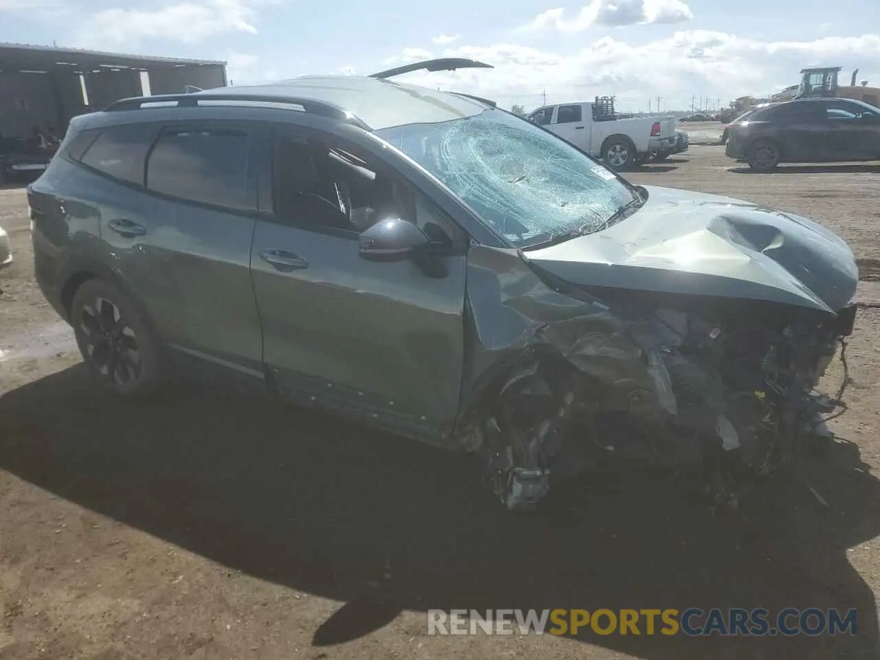 4 Photograph of a damaged car 5XYK6CAF6PG102869 KIA SPORTAGE X 2023